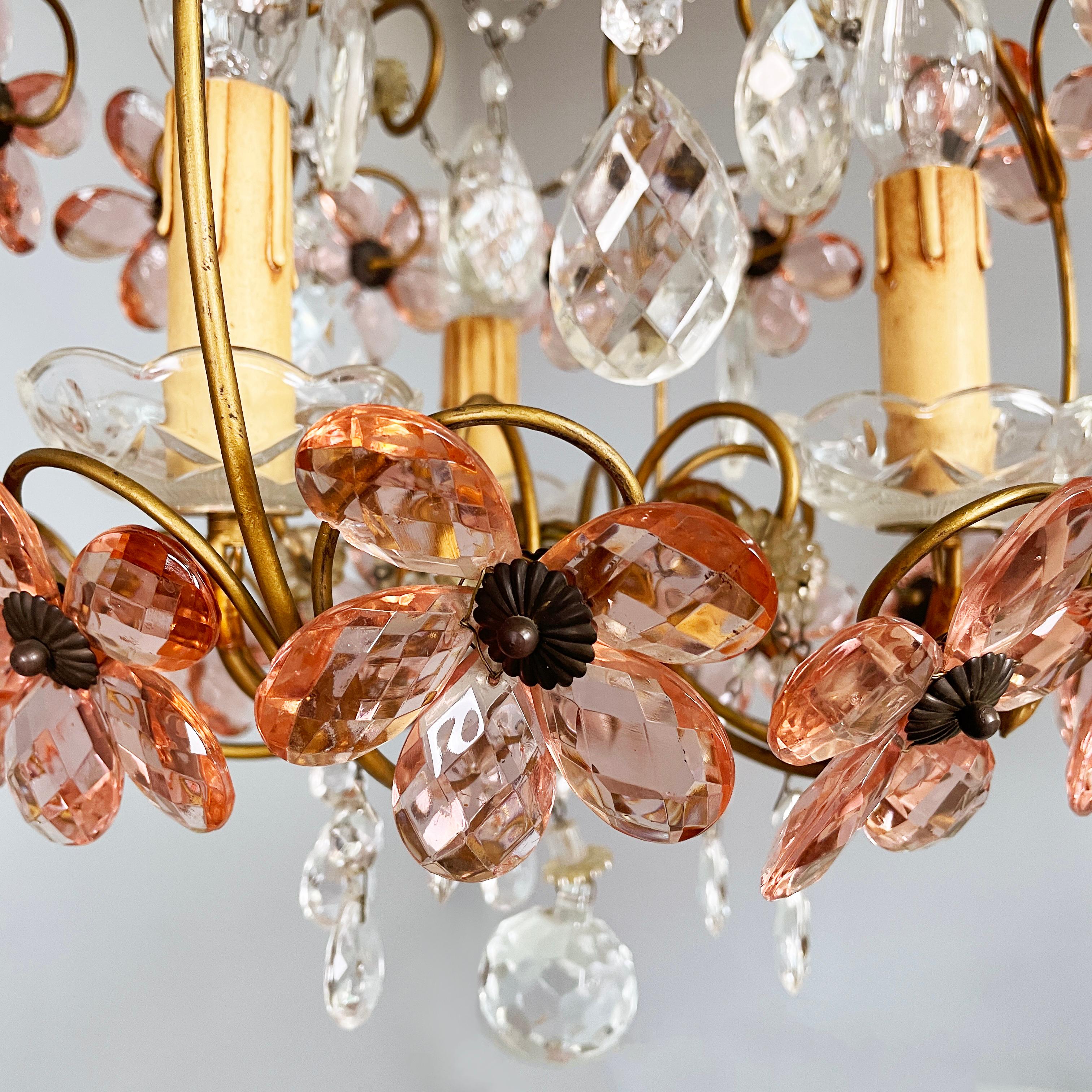 XX secolo Lampadari italiani in stile Art Nouveau in vetro rosa di Murano e ottone, inizio '900 in vendita
