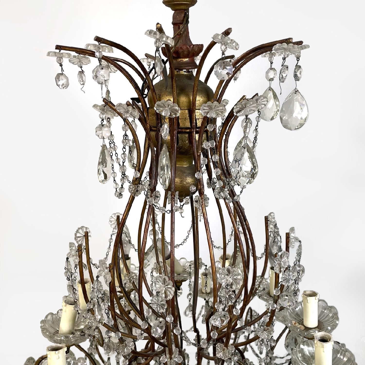 Italian art nouveau crystal drops golden wrought iron wood chandelier, 1900s 12