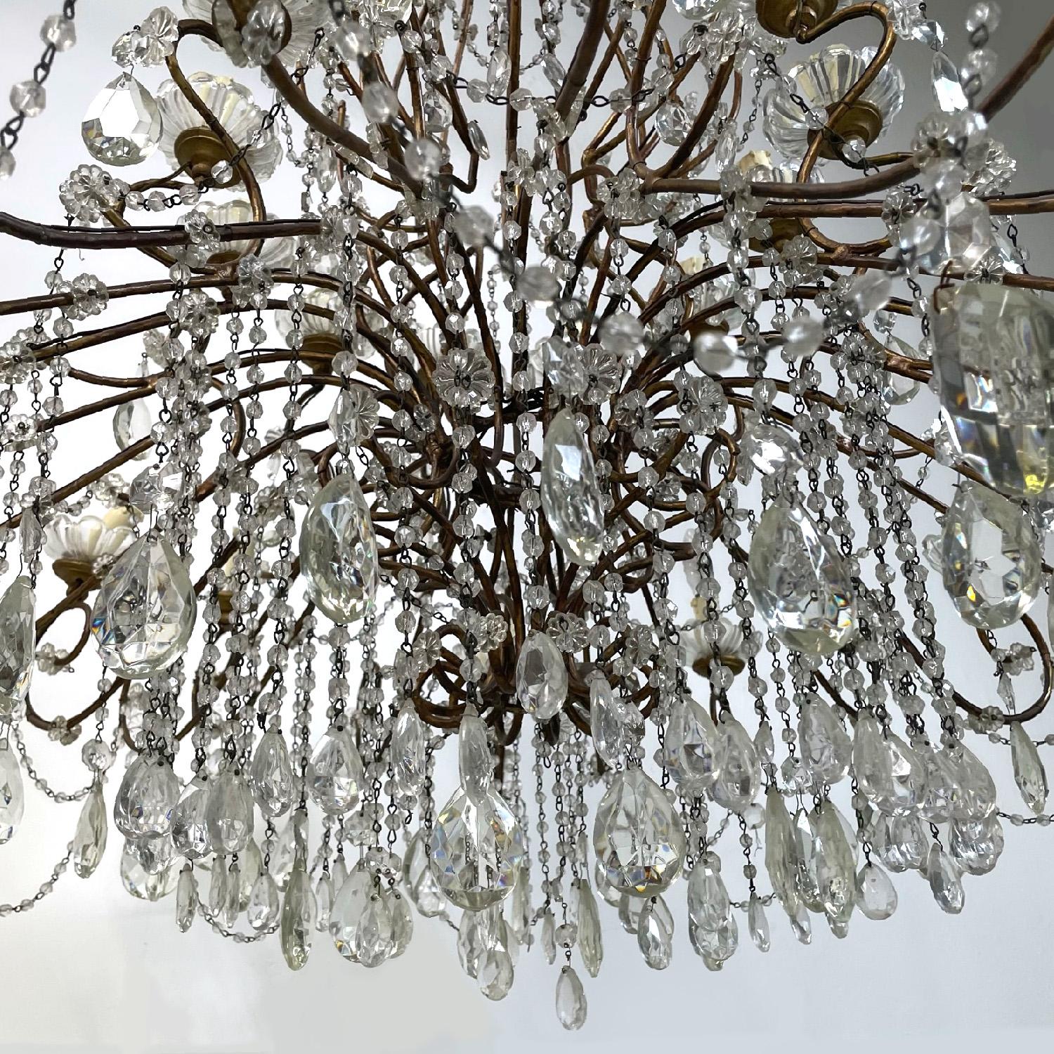 Italian art nouveau crystal drops golden wrought iron wood chandelier, 1900s 1