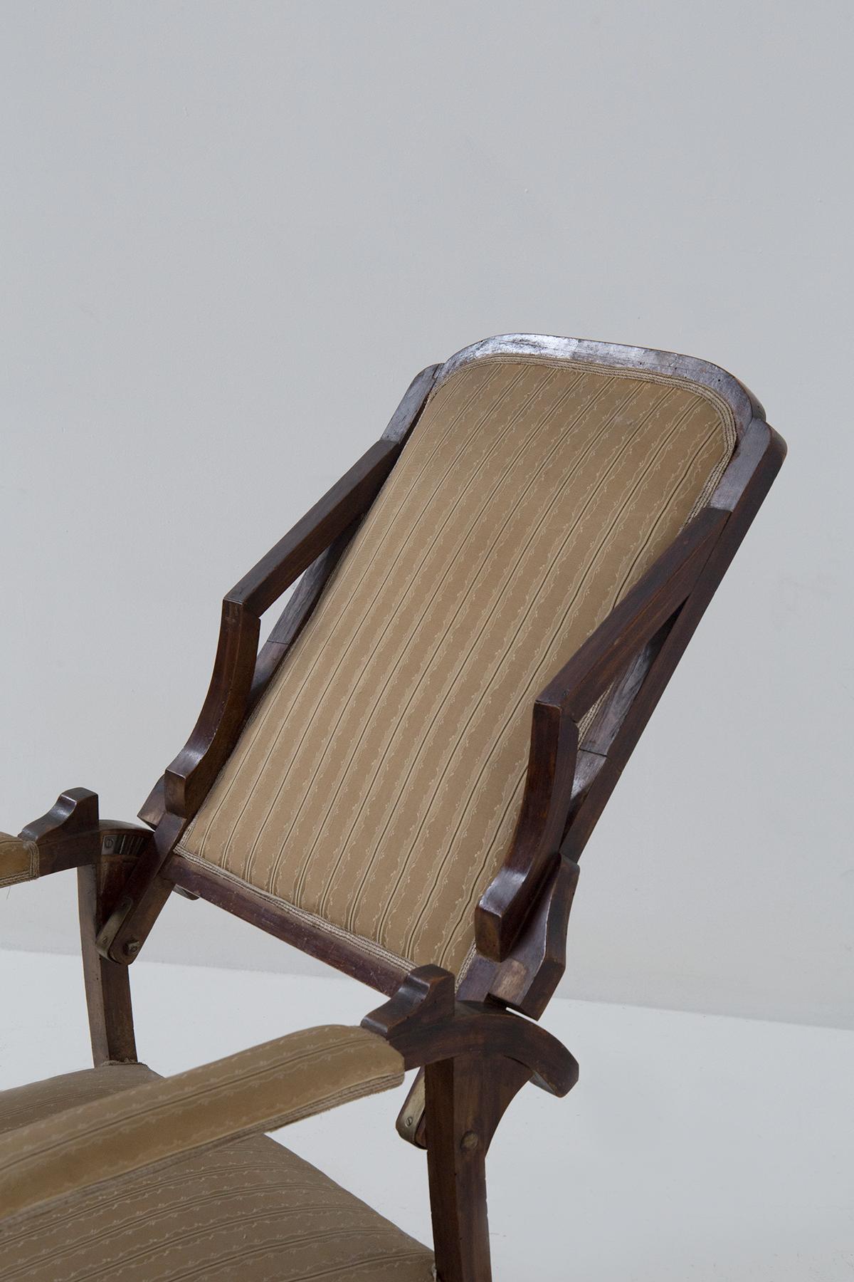 Italienischer Sessel im Art nouveau-Stil mit Original-Stoff im Angebot 5