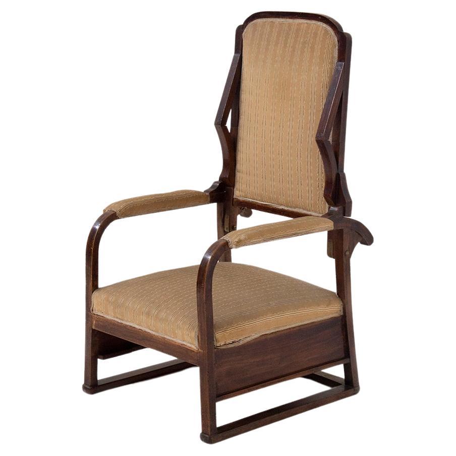 Italian Art Nouveau period armchair in original fabric For Sale
