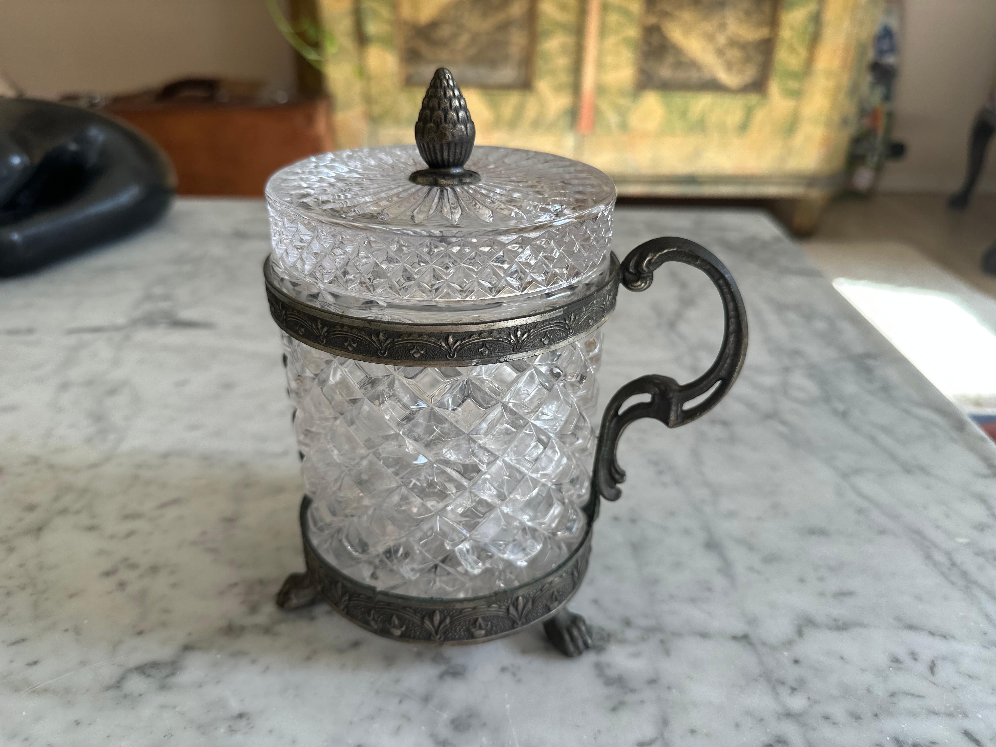 Italian Art Nouveau Rock Crystal Jar with Lid – Faceted Cut and Ornamental Mount For Sale 3