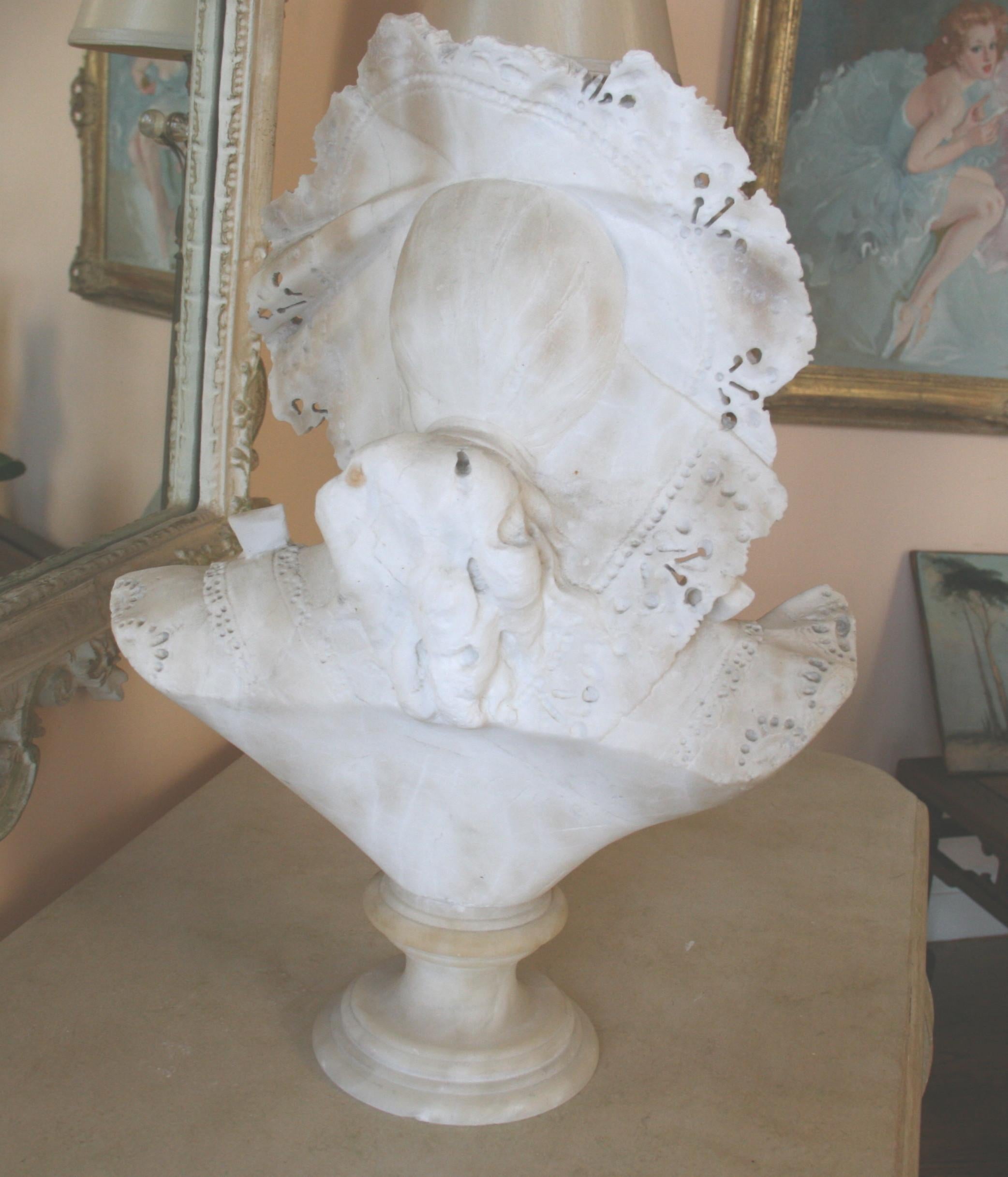 Art Nouveau Italian Marble Sculpture For Sale 2