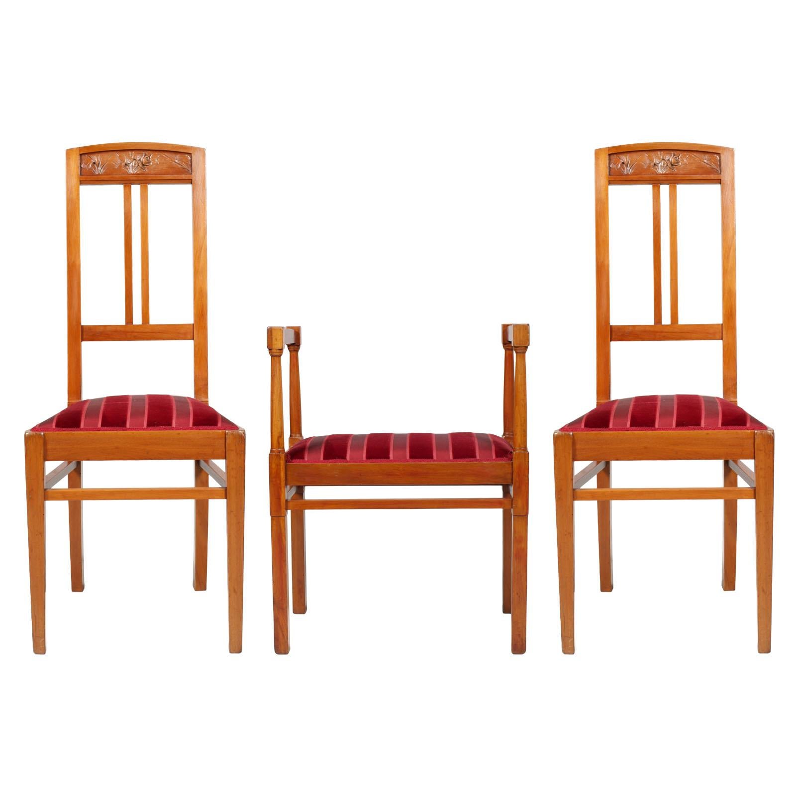 Chaises d'appoint italiennes Art Nouveau avec tabouret, noyer blond, poli à la cire