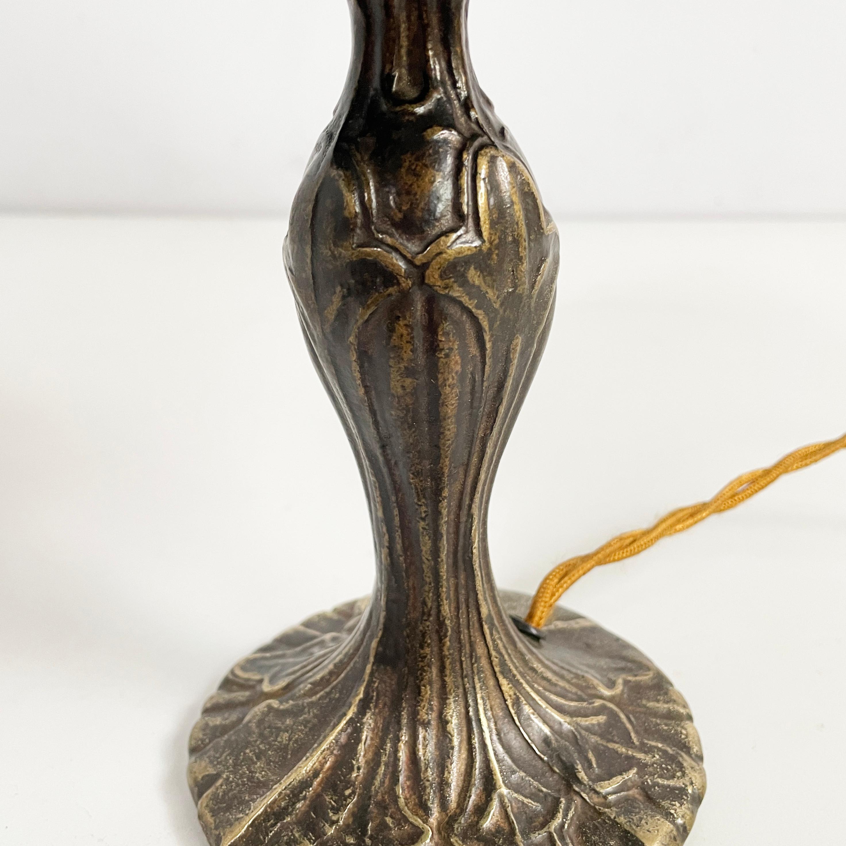 Lampade in stile liberty italiano in vetro colorato e ottone, anni '80 in vendita 12