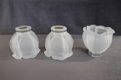 Italienische Tischlampe im Art nouveau-Stil aus Messing und Glas im italienischen Jugendstil mit drei Glühbirnen