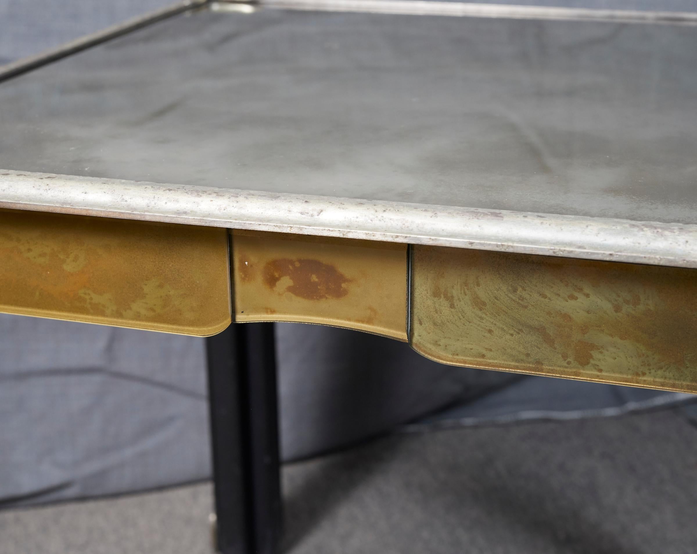 Mid-20th Century Italian Art Nouveau Style Mirrored Side Table For Sale