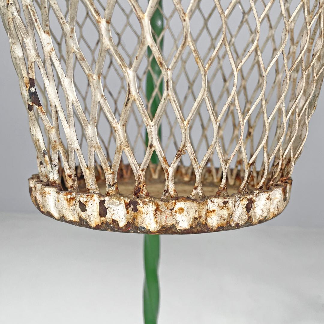 Italian Art Nouveau white green wrought iron vase holders with dragons, 1900s For Sale 8