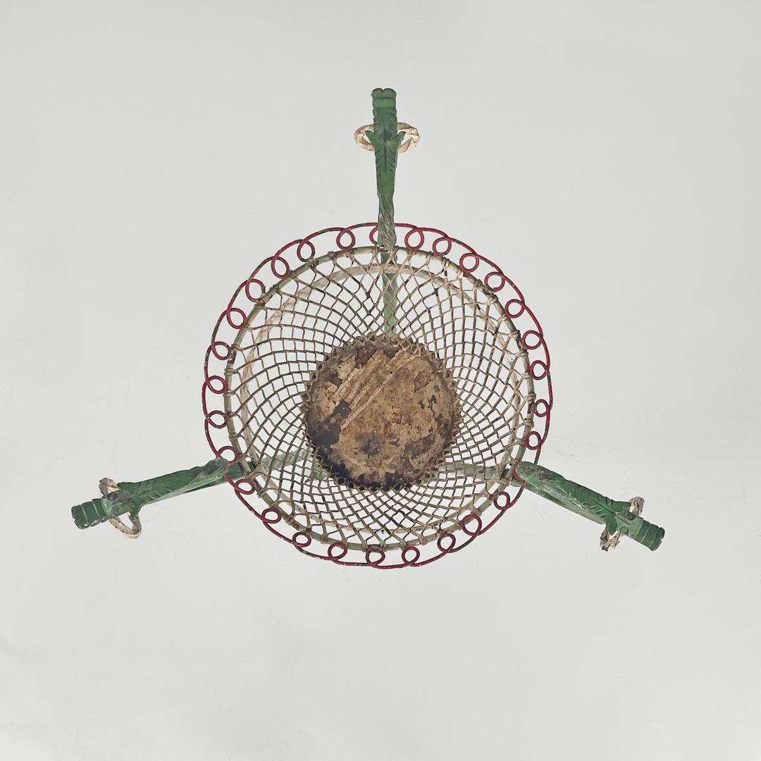 Iron Italian Art Nouveau white green wrought iron vase holders with dragons, 1900s For Sale