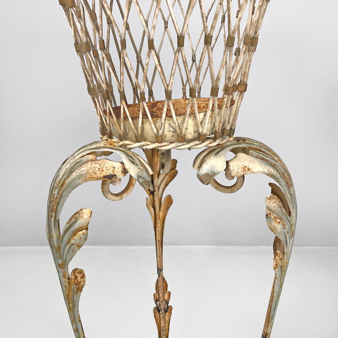 Italian Art Nouveau white wrought iron vase holder with floral decorations 1900s For Sale 8