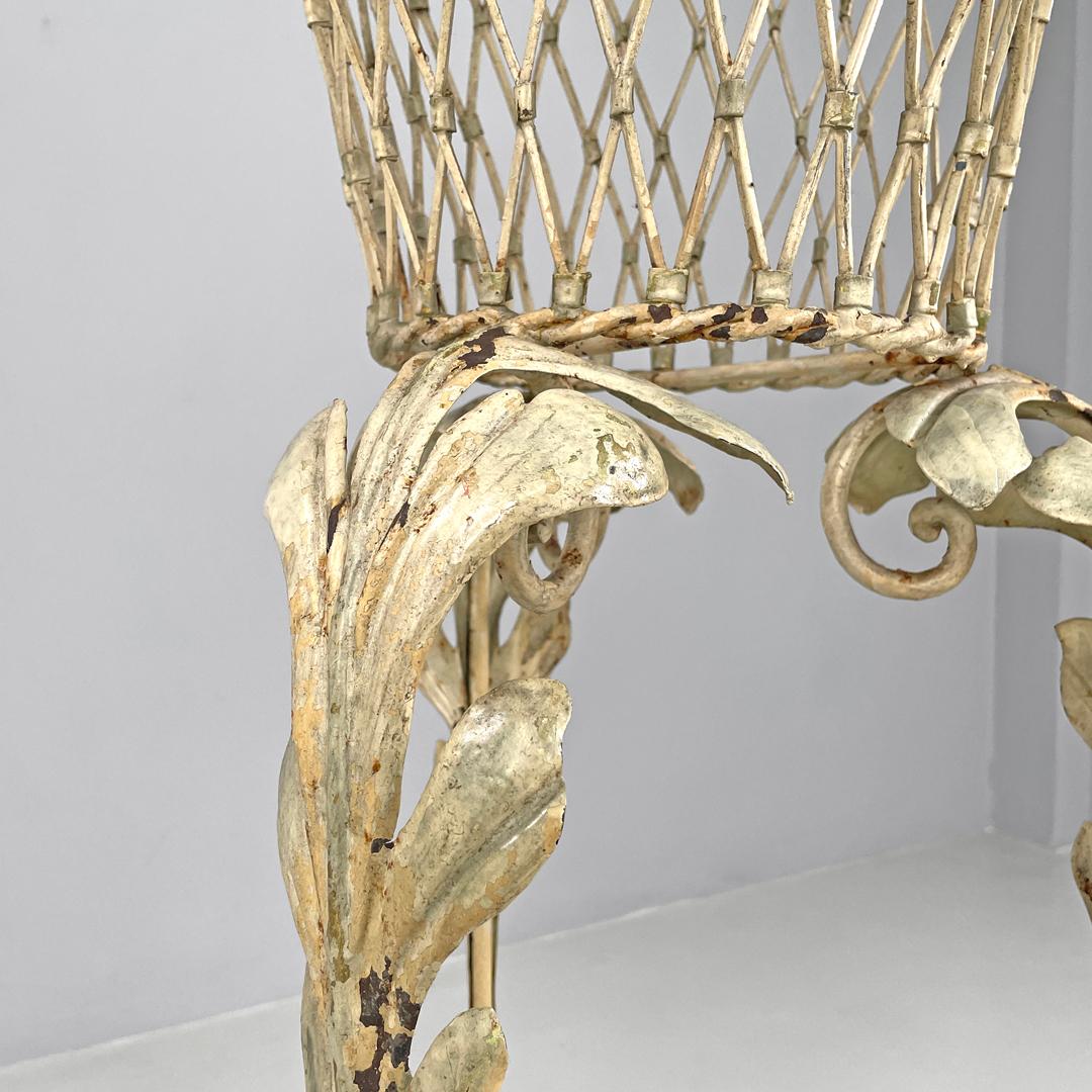 Italian Art Nouveau white wrought iron vase holder with floral decorations 1900s For Sale 9