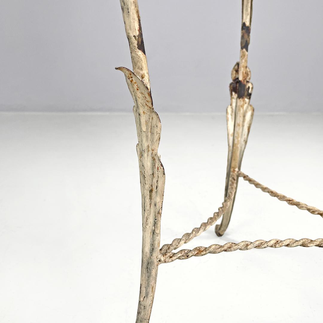Italian Art Nouveau white wrought iron vase holder with floral decorations 1900s For Sale 11