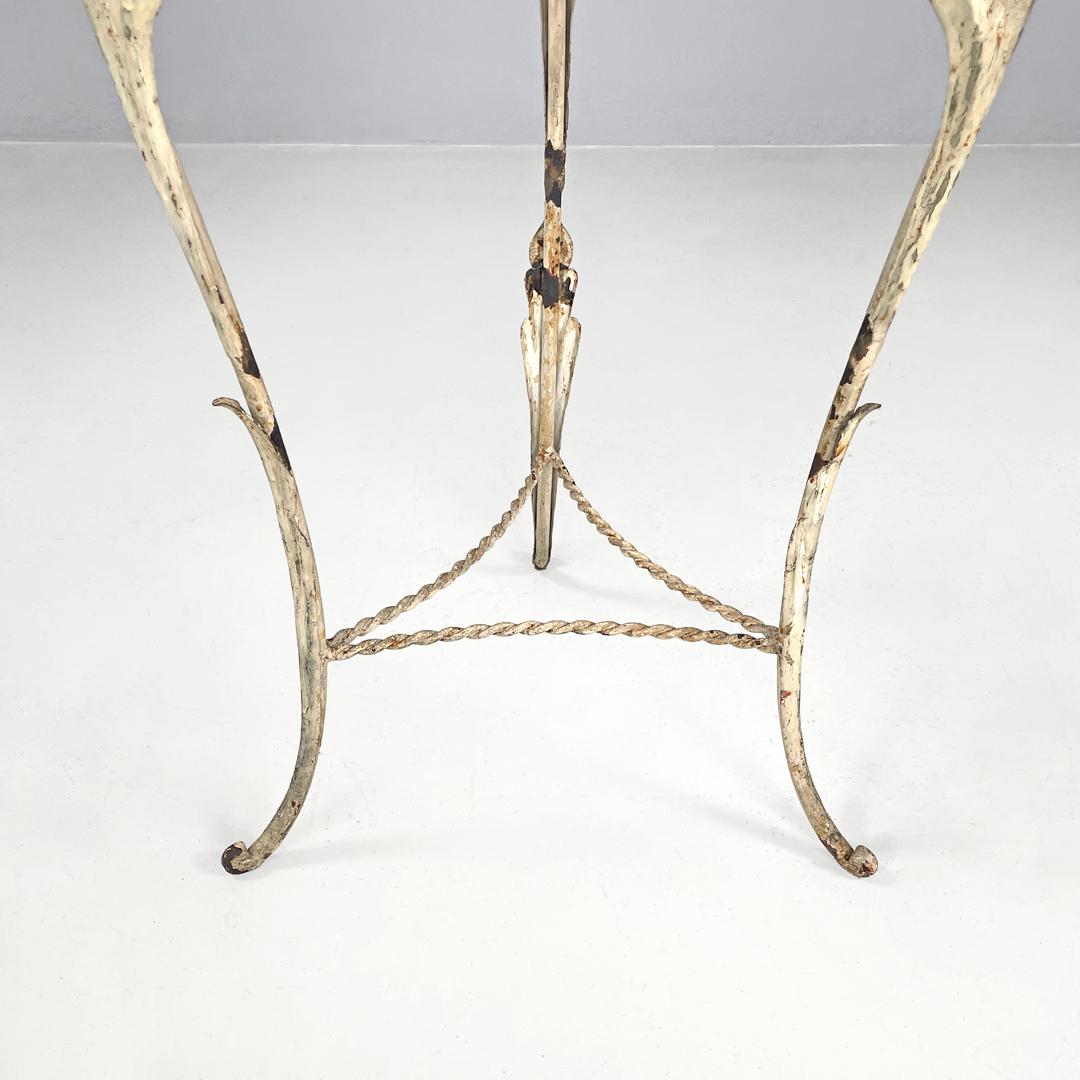 Italian Art Nouveau white wrought iron vase holder with floral decorations 1900s For Sale 12