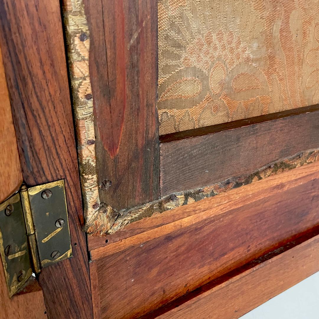 Paravento italiano Art Nouveau in legno e tessuto marrone con motivo floreale, fine '800 in vendita 12