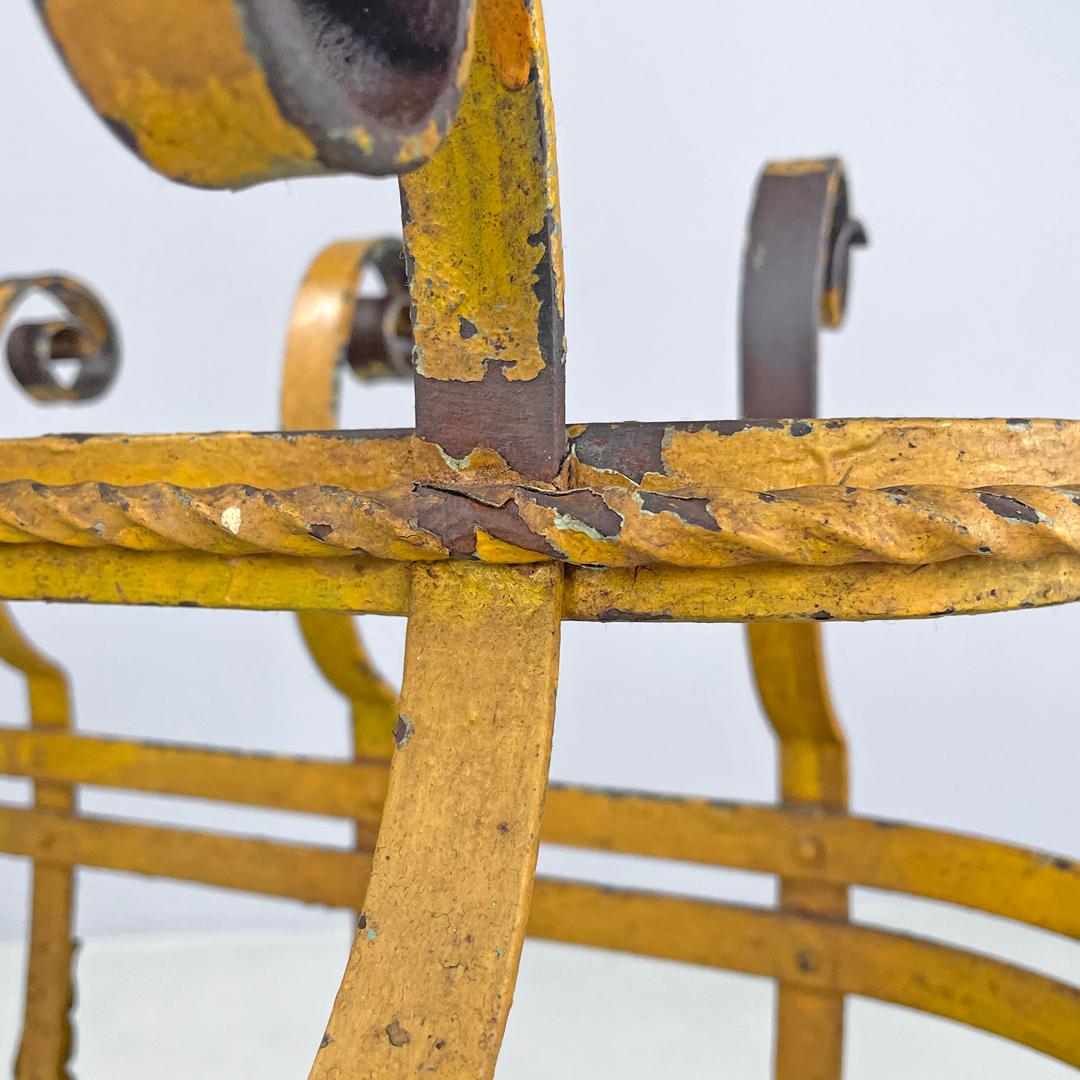 Italian Art Nouveau yellow and green wrought iron umbrella stand, 1900s For Sale 7