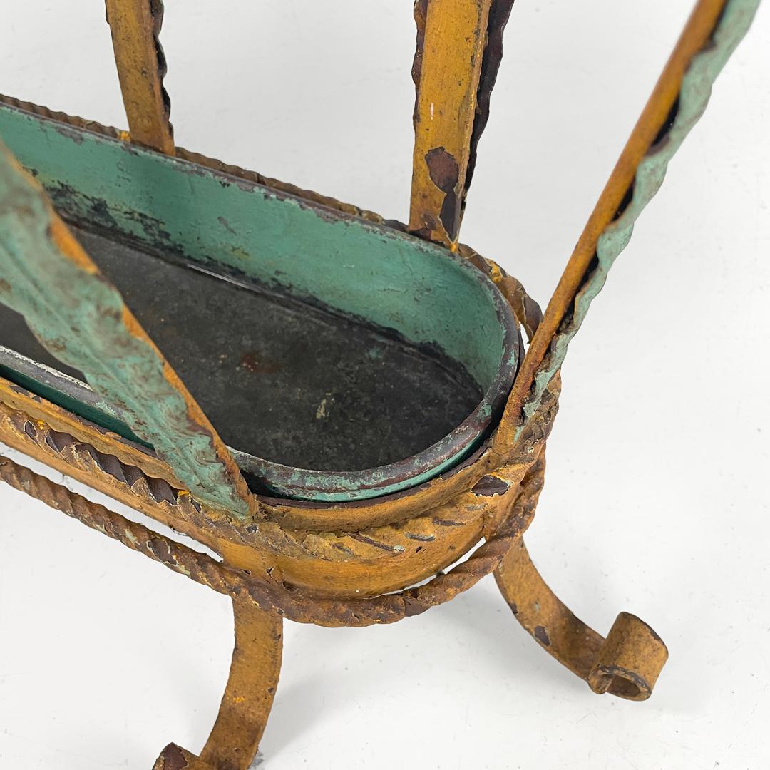Italian Art Nouveau yellow and green wrought iron umbrella stand, 1900s For Sale 12