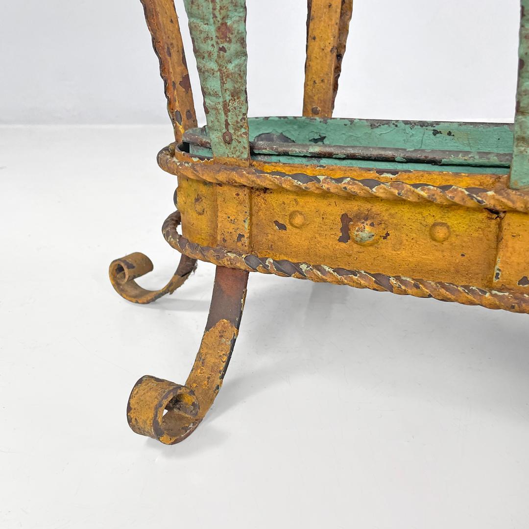 Italian Art Nouveau yellow and green wrought iron umbrella stand, 1900s For Sale 14