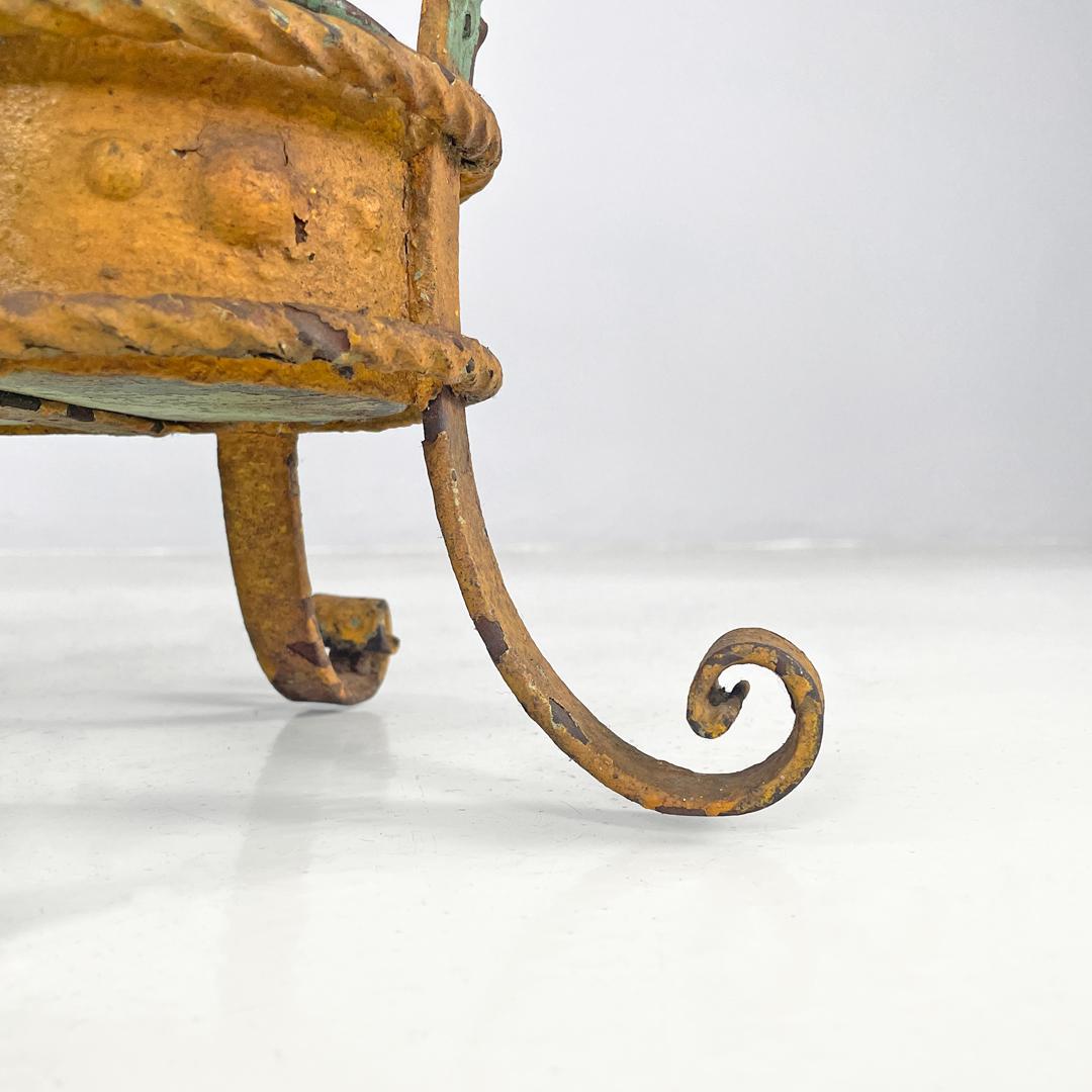 Italian Art Nouveau yellow and green wrought iron umbrella stand, 1900s For Sale 15