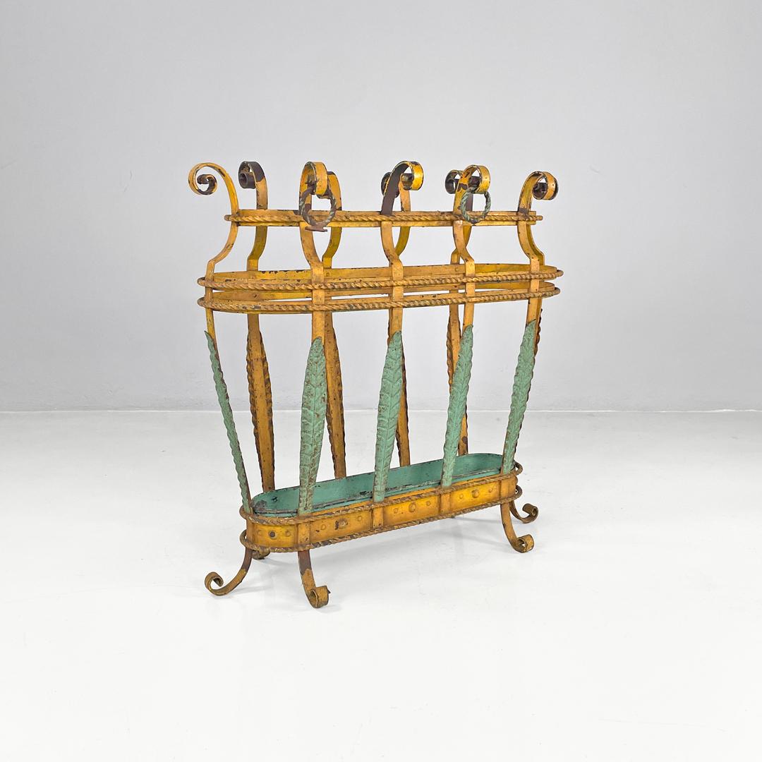 Early 20th Century Italian Art Nouveau yellow and green wrought iron umbrella stand, 1900s For Sale