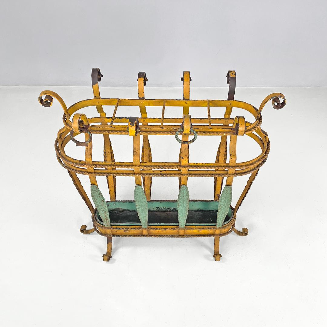 Italian Art Nouveau yellow and green wrought iron umbrella stand, 1900s For Sale 3
