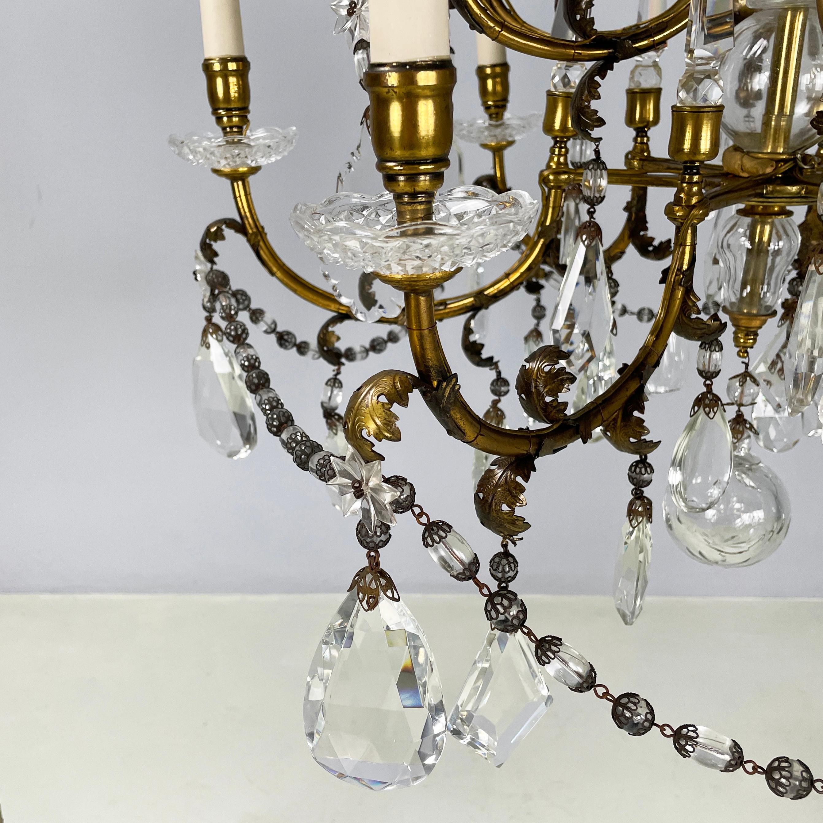 Italian arte deco Glass drop chandelier with brass structure, 1900-1950s For Sale 8