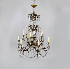 Italian arte deco Glass drop chandelier with brass structure, 1900-1950s