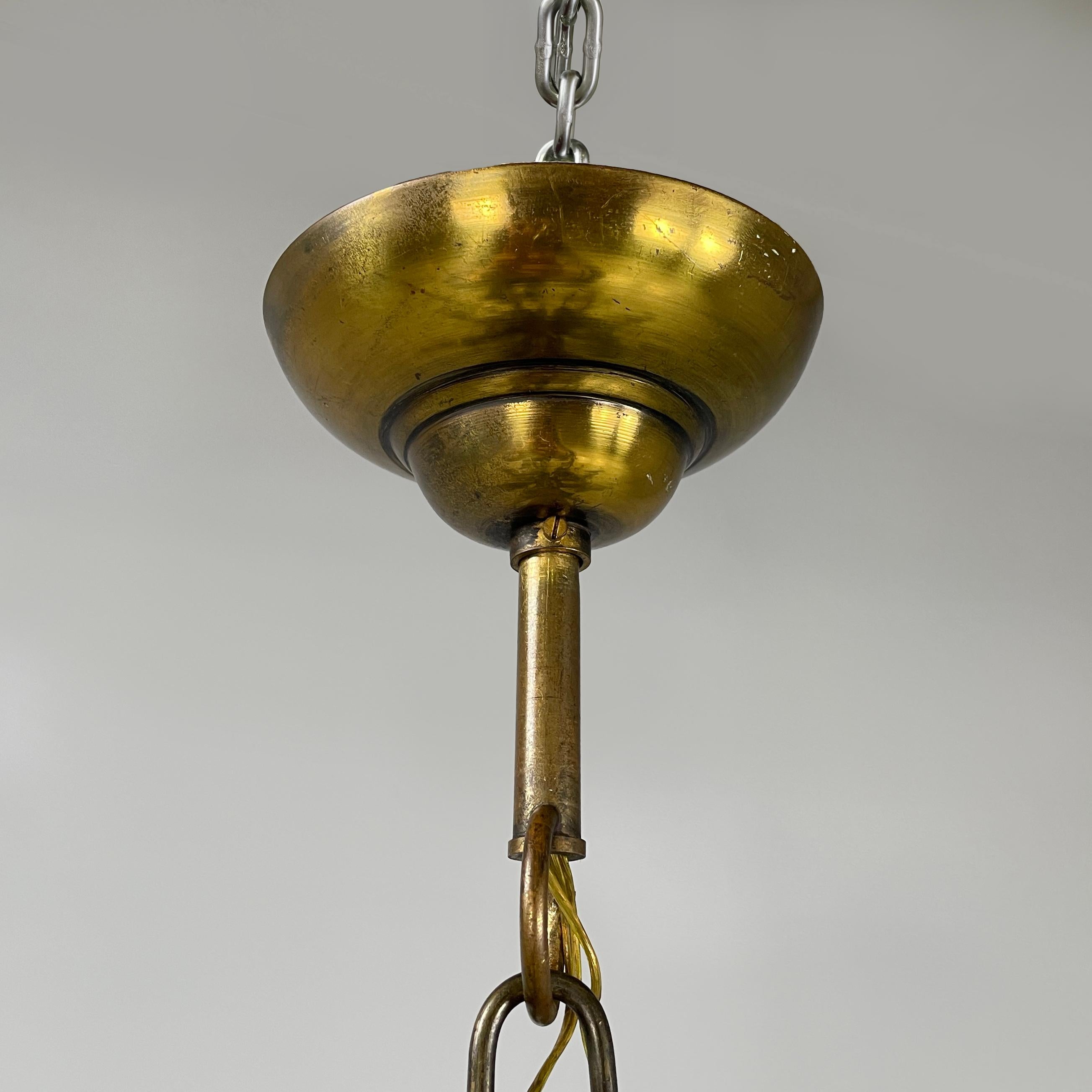 Italian arte deco Glass drop chandelier with brass structure, 1900-1950s For Sale 14