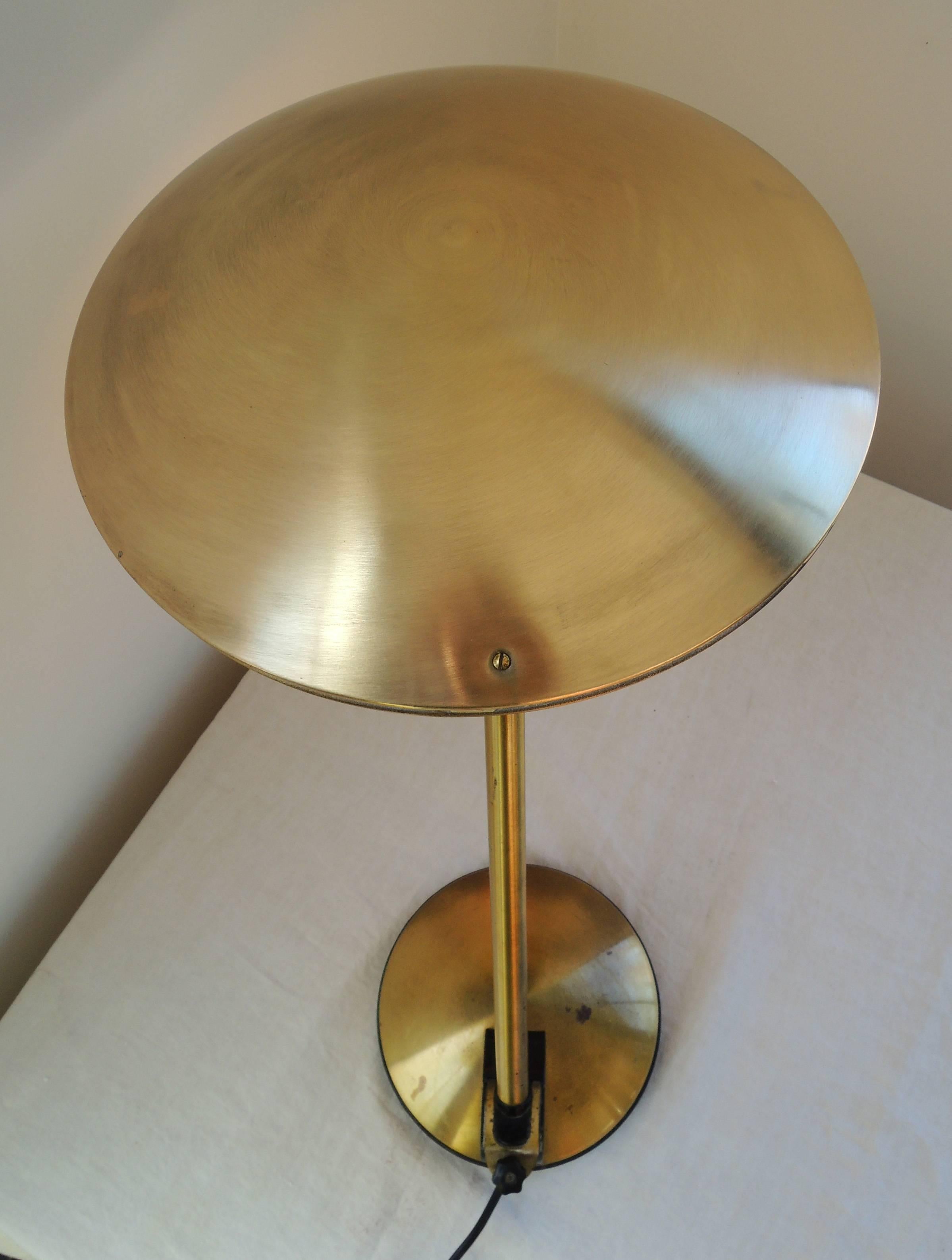 Mid-Century Modern Italian Articulated Table Lamp For Sale