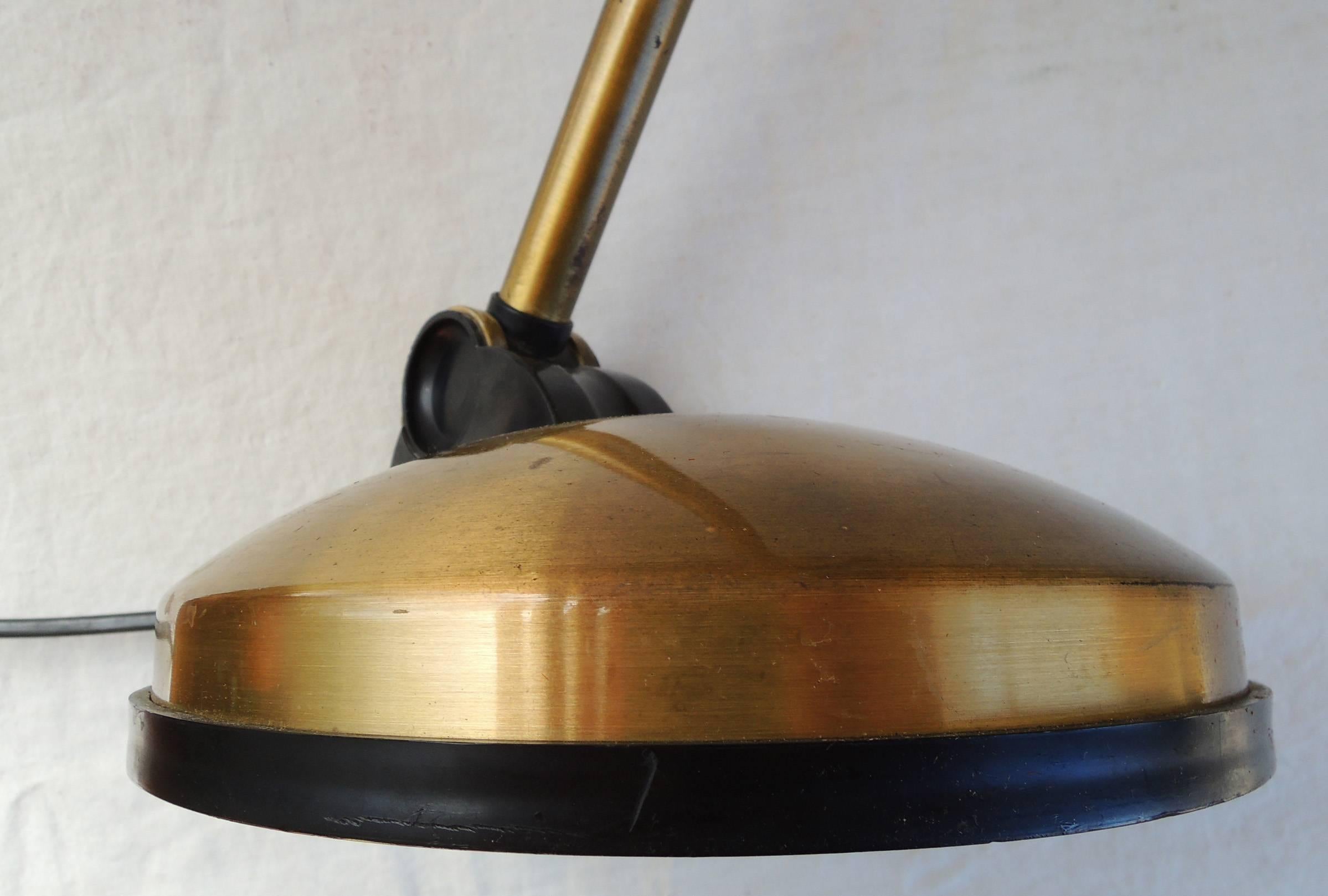 Mid-20th Century Italian Articulated Table Lamp For Sale