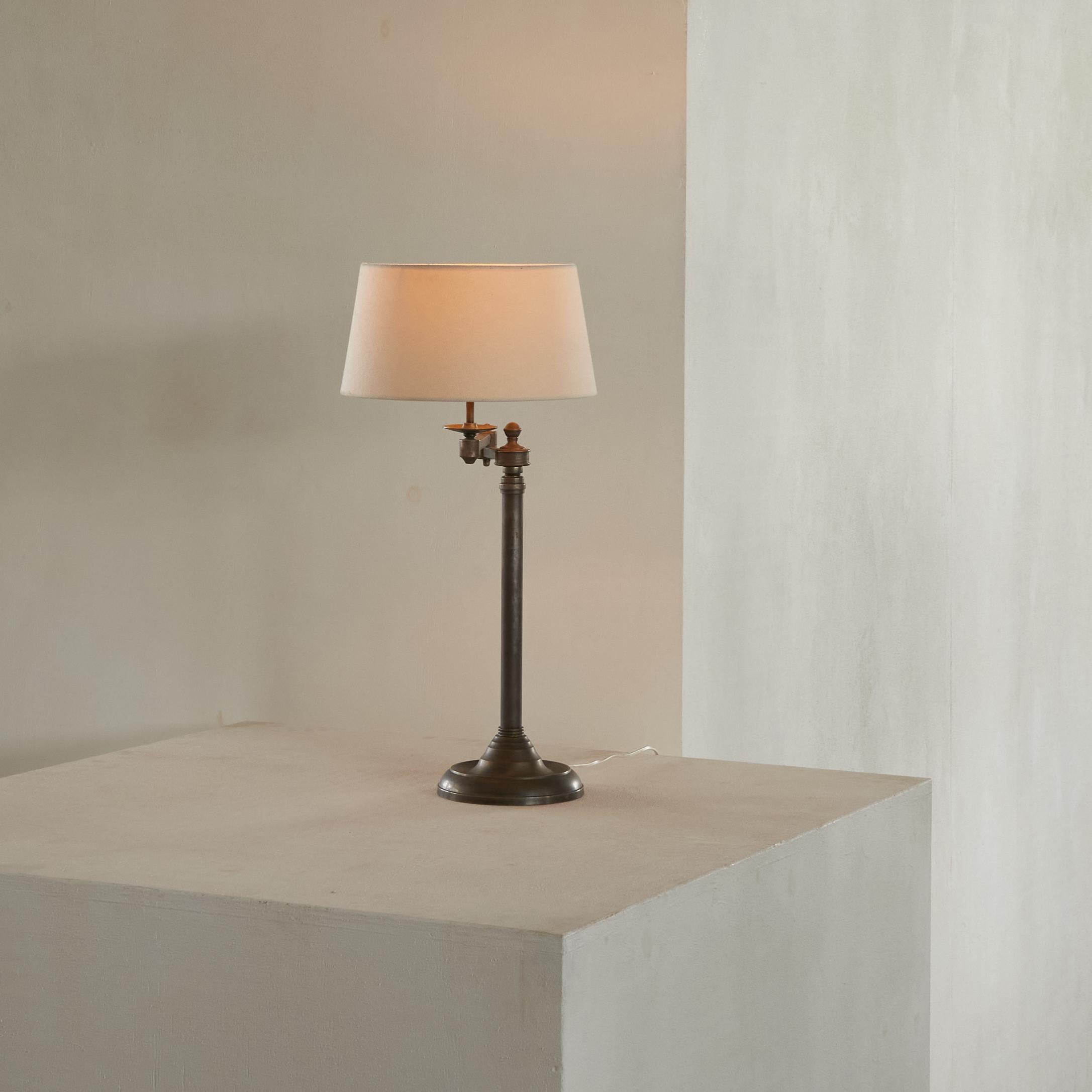 Italian Articulating Swivel Table Lamp in Metal 1970s In Good Condition For Sale In Tilburg, NL
