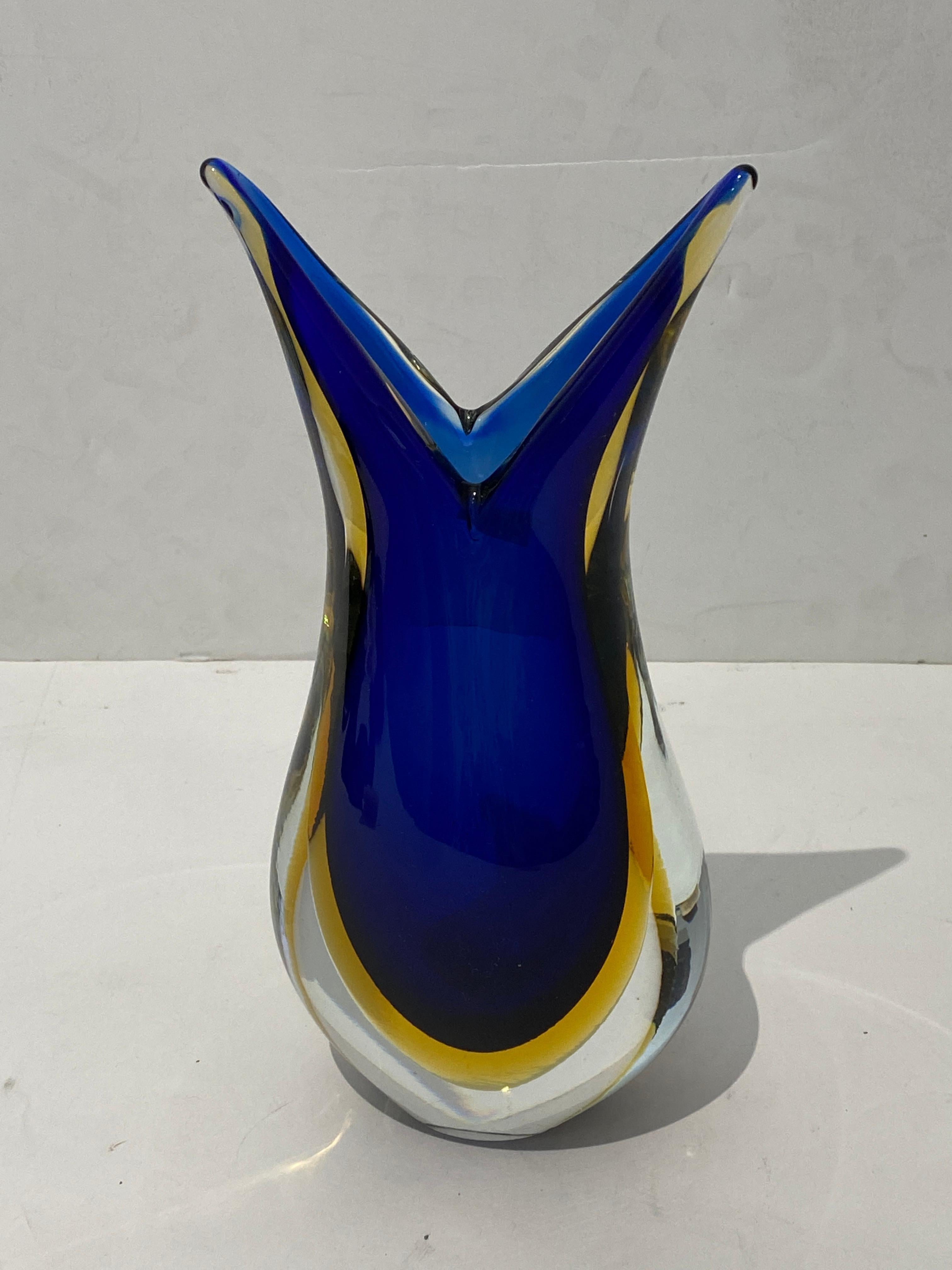 Hand-Crafted Italian Artisan Glass Vase Sommerso Technique For Sale