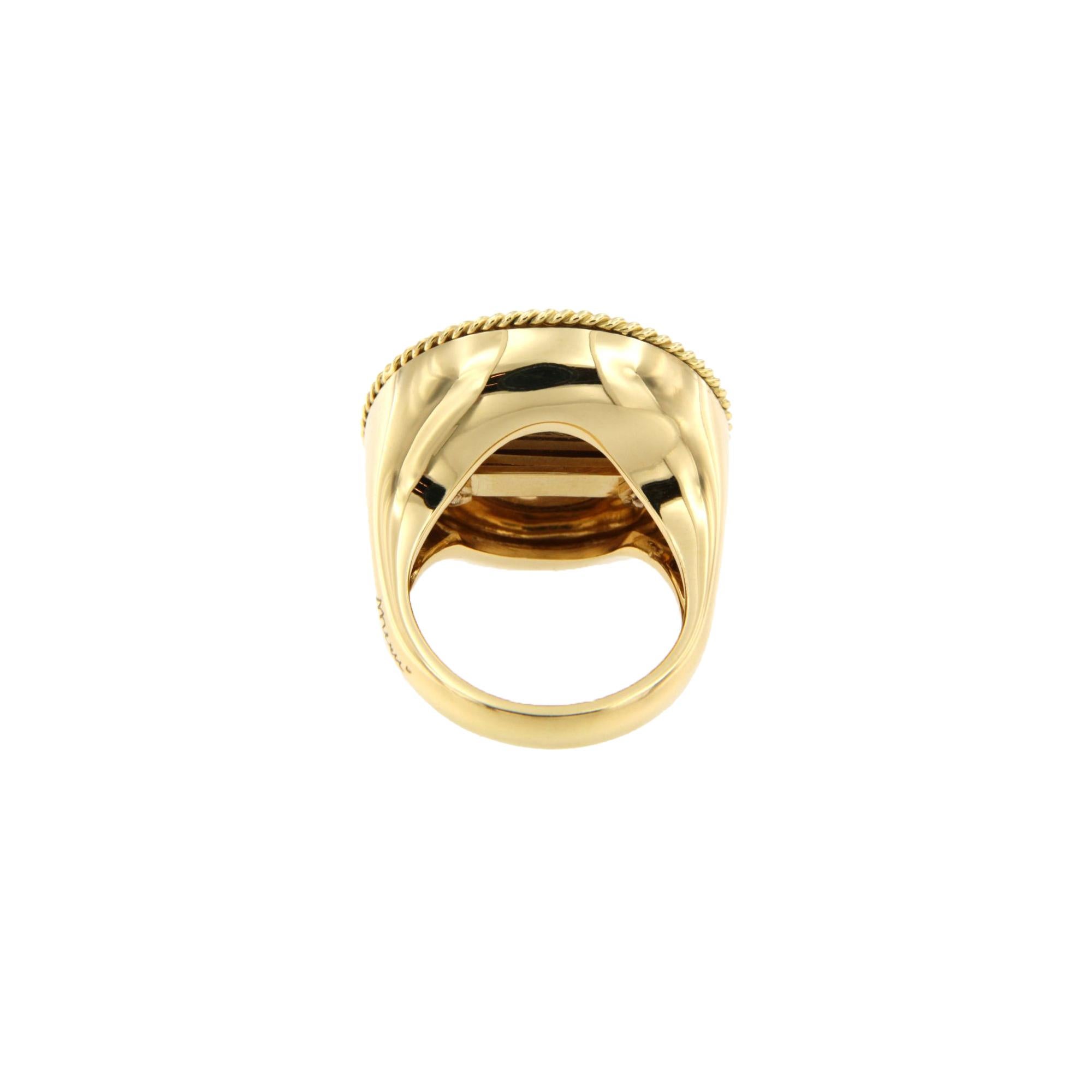 Italienischer handwerklicher Mikromosaik-Ring aus 18 Karat Gelbgold Damen im Angebot