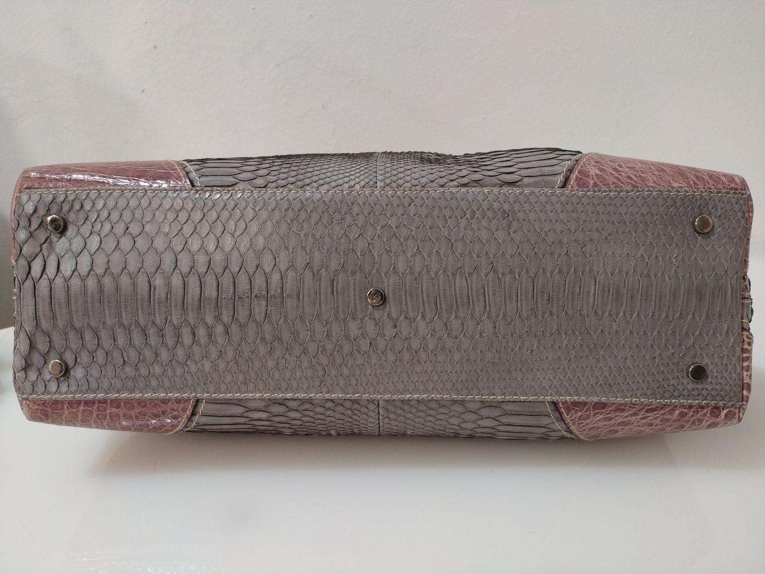 Italian Artisanal Python and Crocodile Bag In Excellent Condition For Sale In Gazzaniga (BG), IT