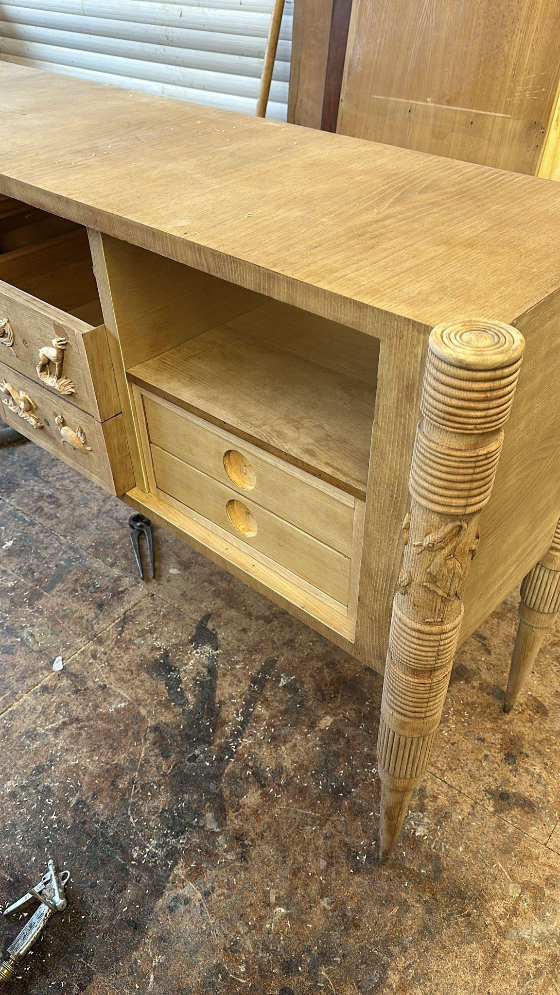 Italian Artistic Oak Sideboard with Naturalistic Carvings by PierLuigi Colli 40s For Sale 13