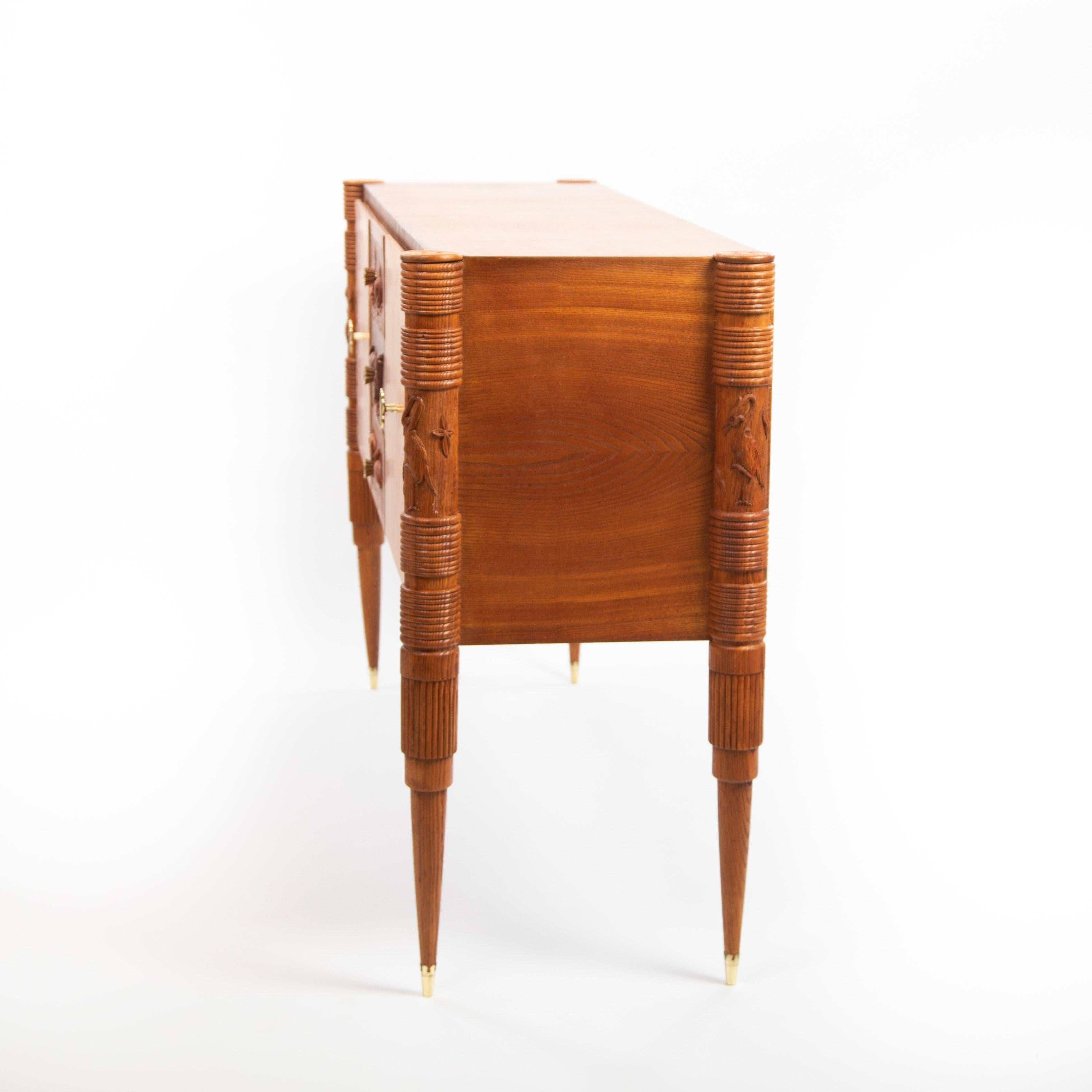 Carved Italian Artistic Oak Sideboard with Naturalistic Carvings by PierLuigi Colli 40s For Sale