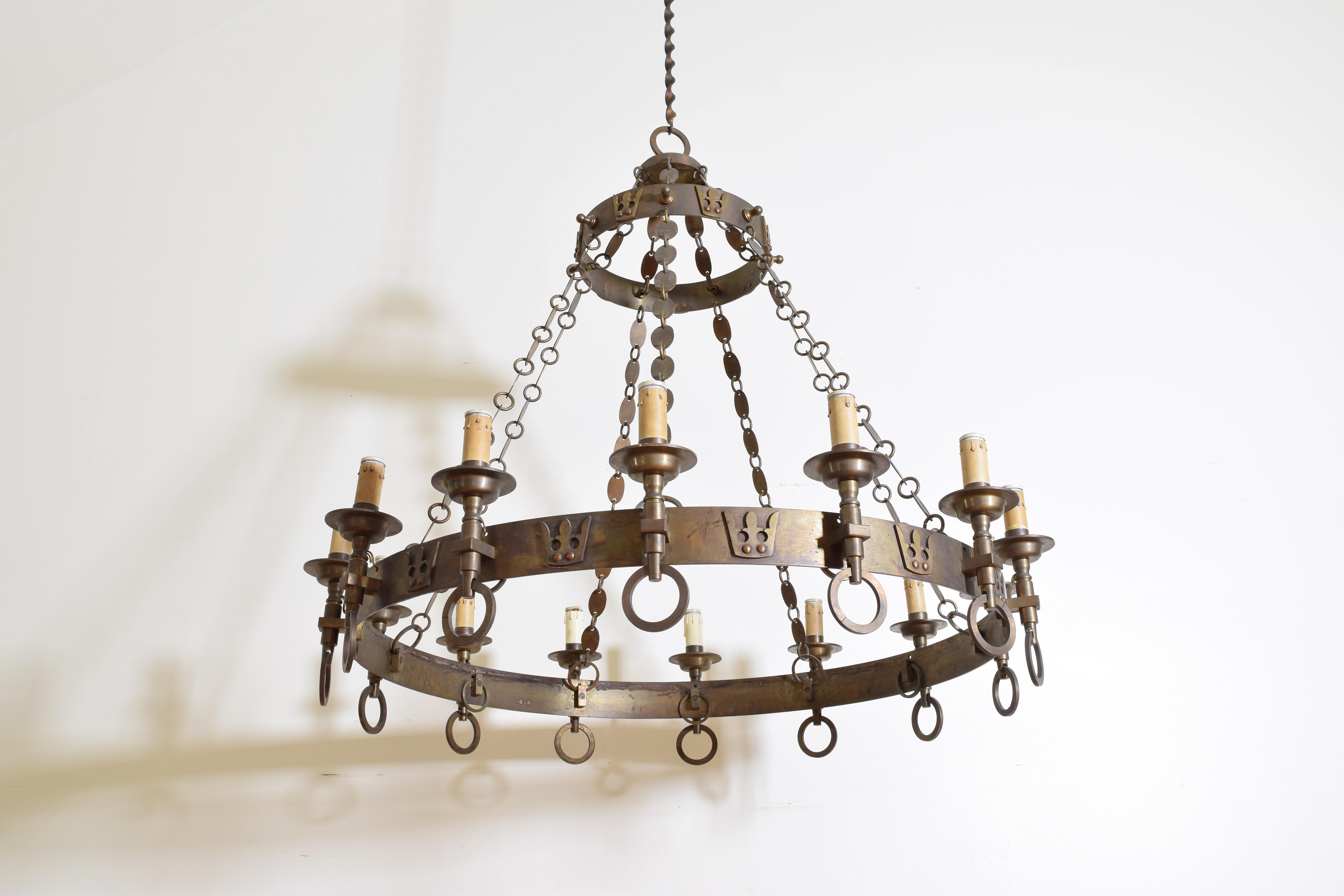 Arts and Crafts Italian Arts & Crafts Period Brass 14-Light Chandelier, circa 1900, UL Wired