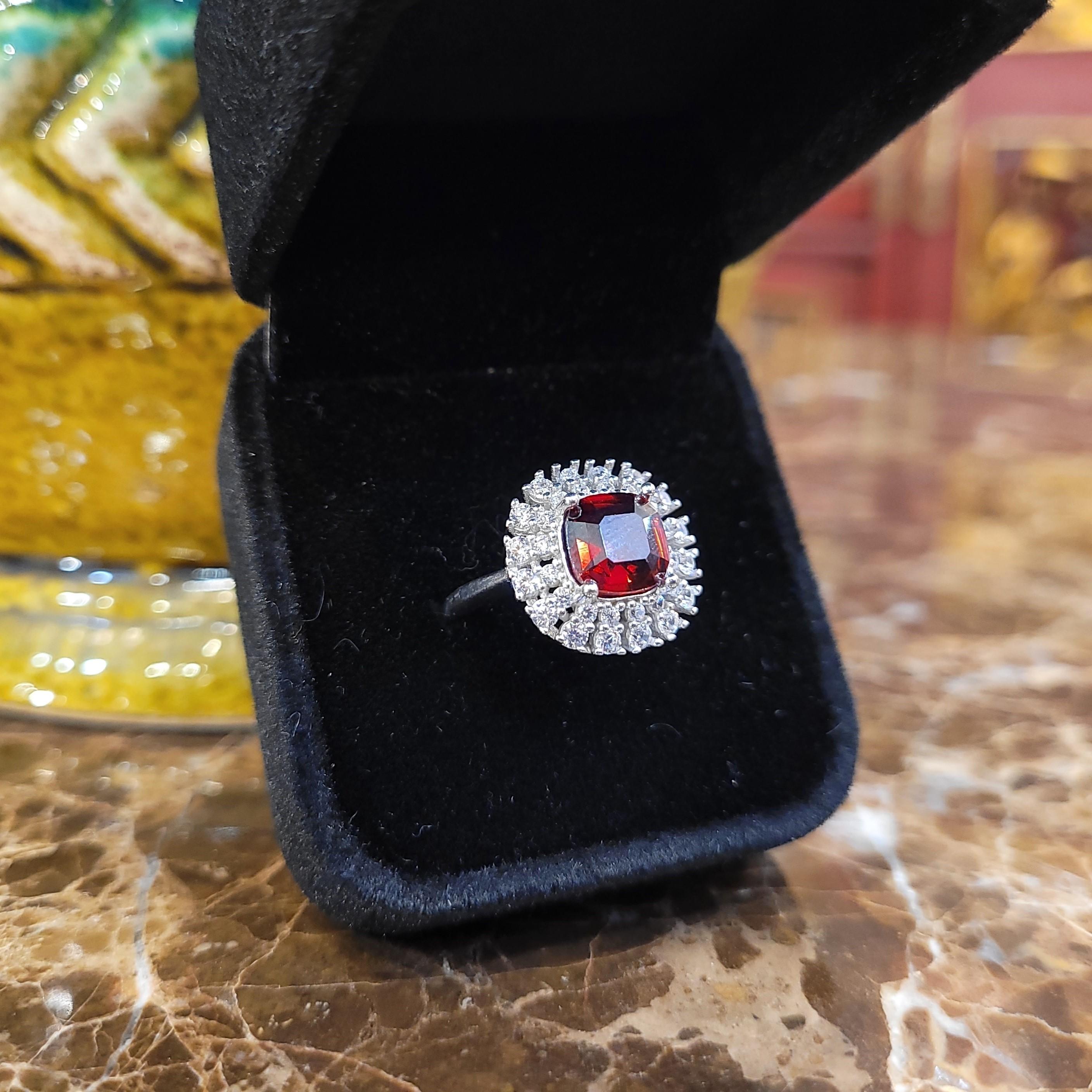 Italian Asscher cut  ruby  silver zircon engagement ring In New Condition For Sale In VALLADOLID, ES