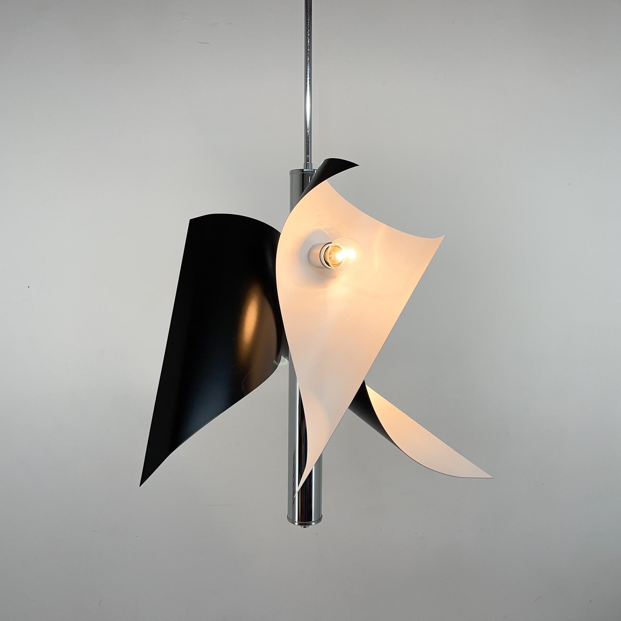Italian Asymetrical Space Age Chandelier, 1970s In Good Condition For Sale In Praha, CZ