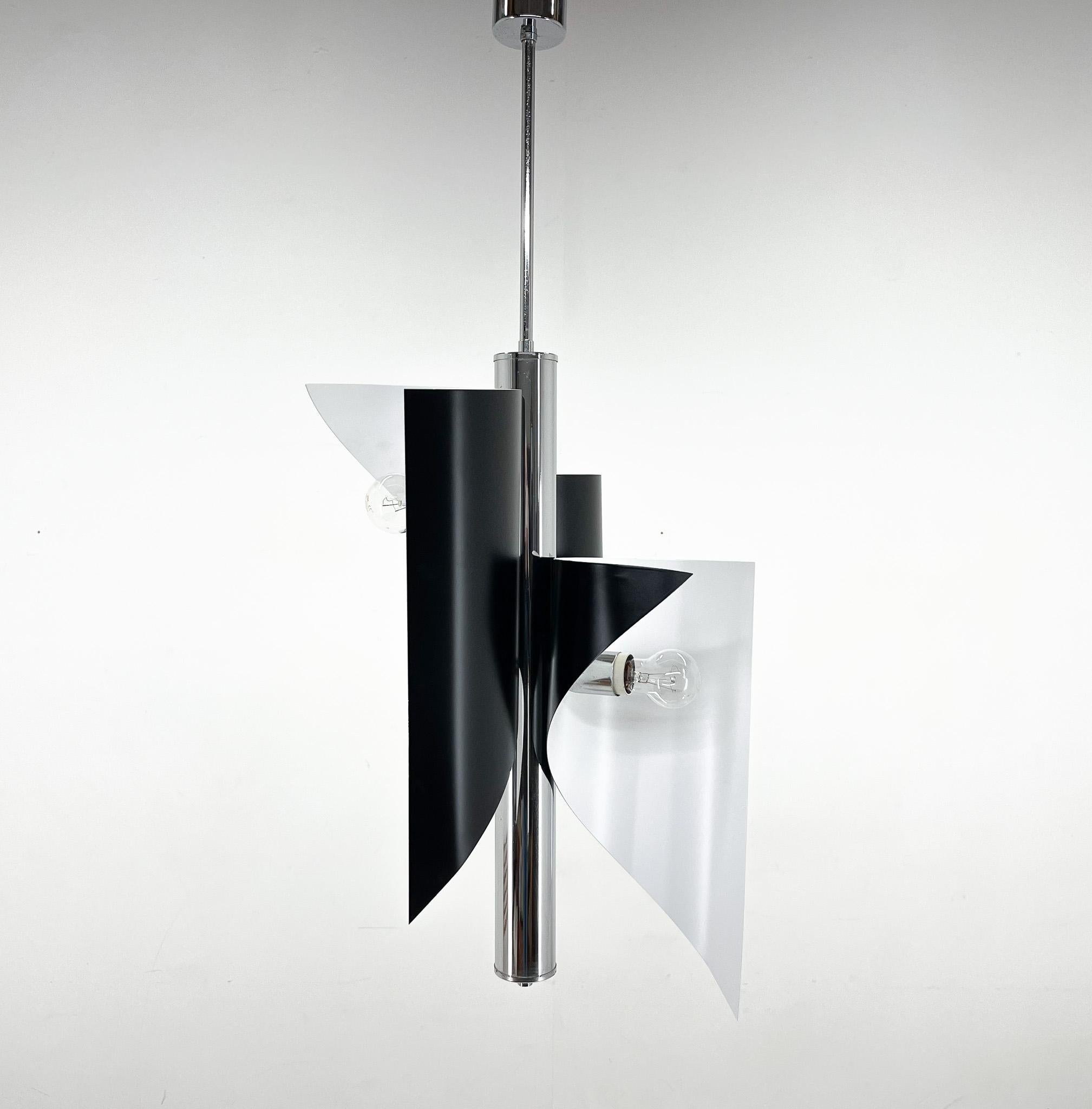 20th Century Italian Asymetrical Space Age Chandelier, 1970s For Sale