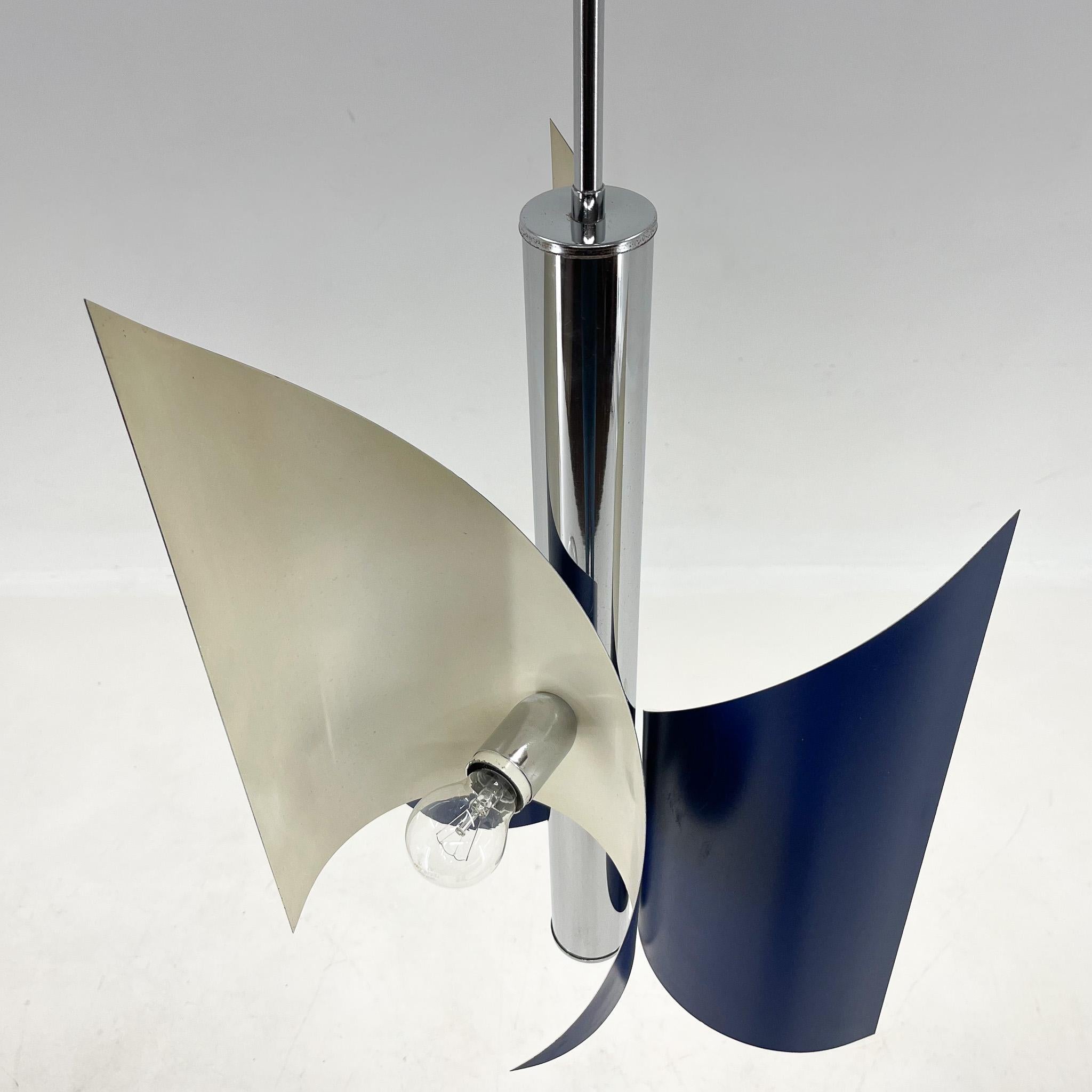 Italian Asymetrical Space Age Chandelier, 1970's For Sale 2