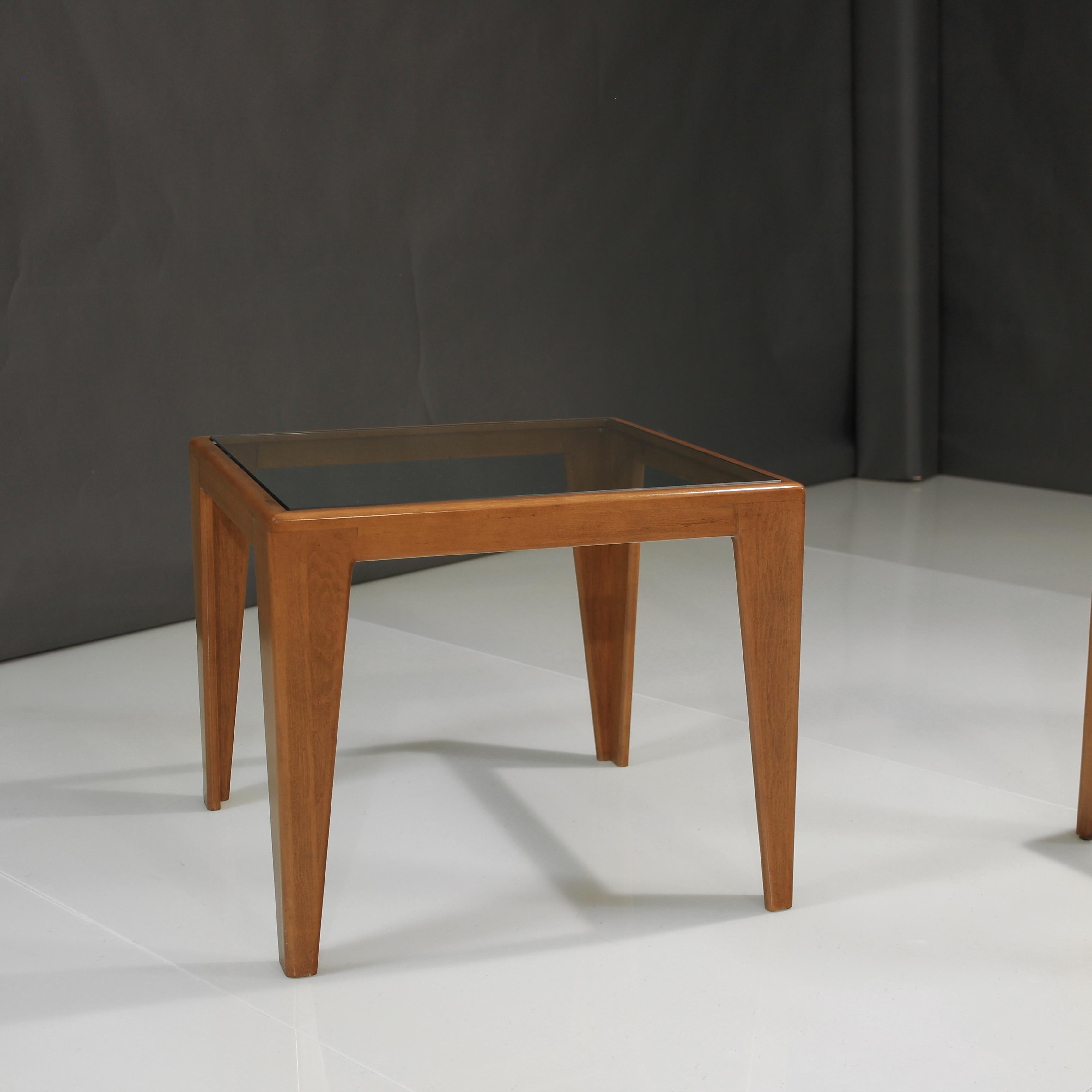 Mid-Century Modern Tables d'extrémité asymétriques italiennes à la manière de Gio Ponti en vente
