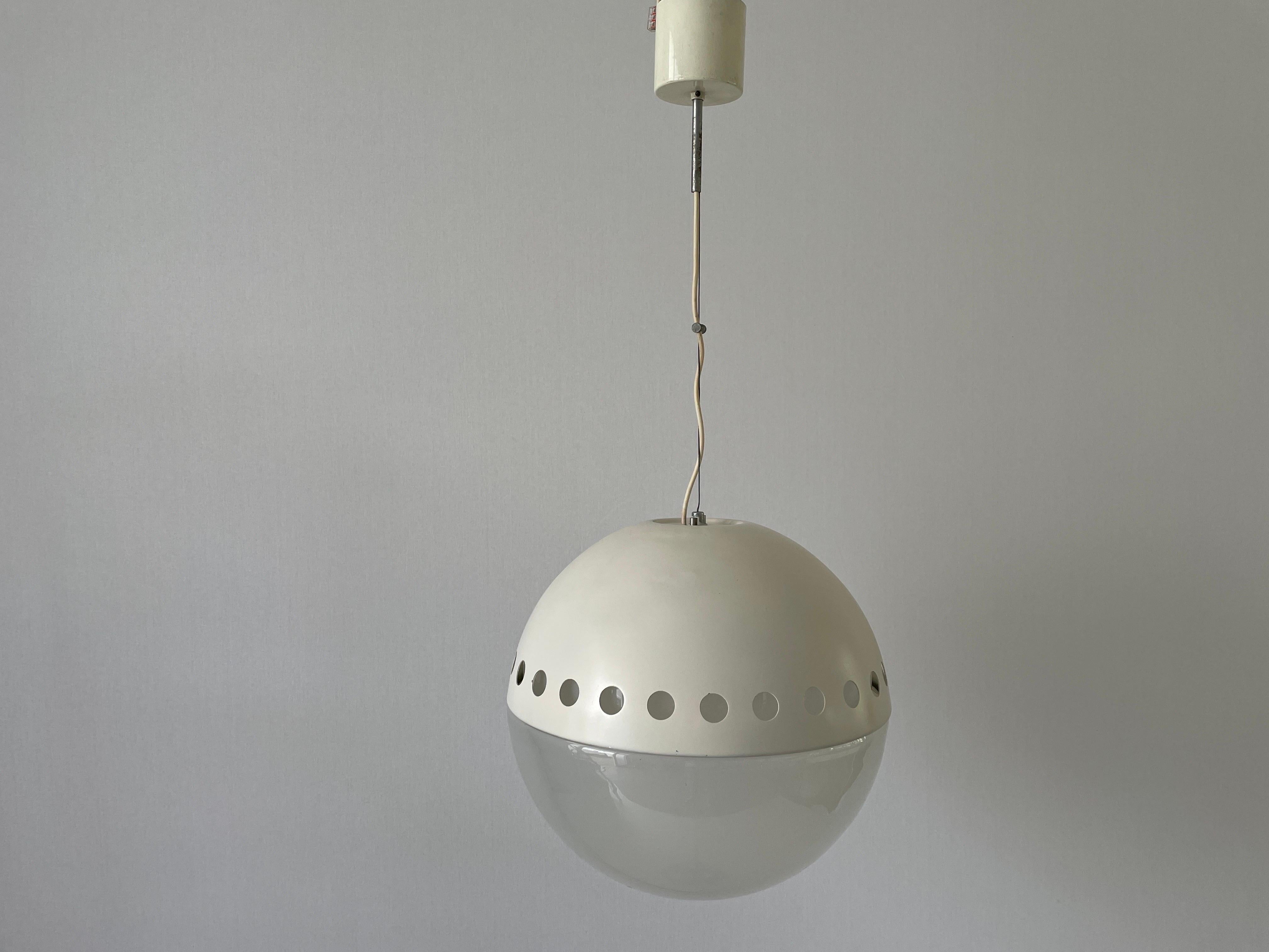 Mid-Century Modern Italian Atomic Design Ball Glass Pendant Lamp, 1960s, Italy For Sale