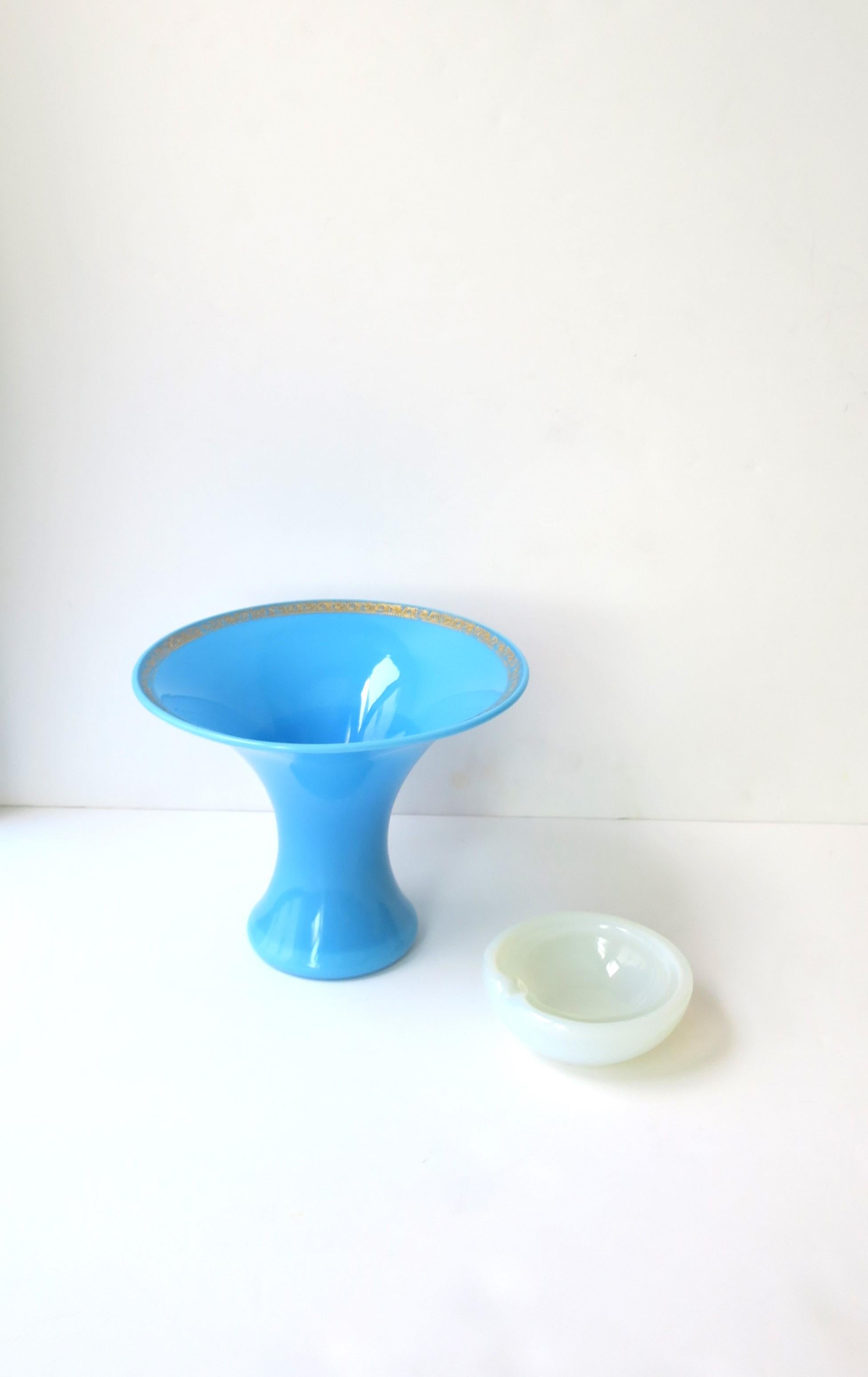 Italian Azure Blue Opaline Glass Vase In Good Condition For Sale In New York, NY