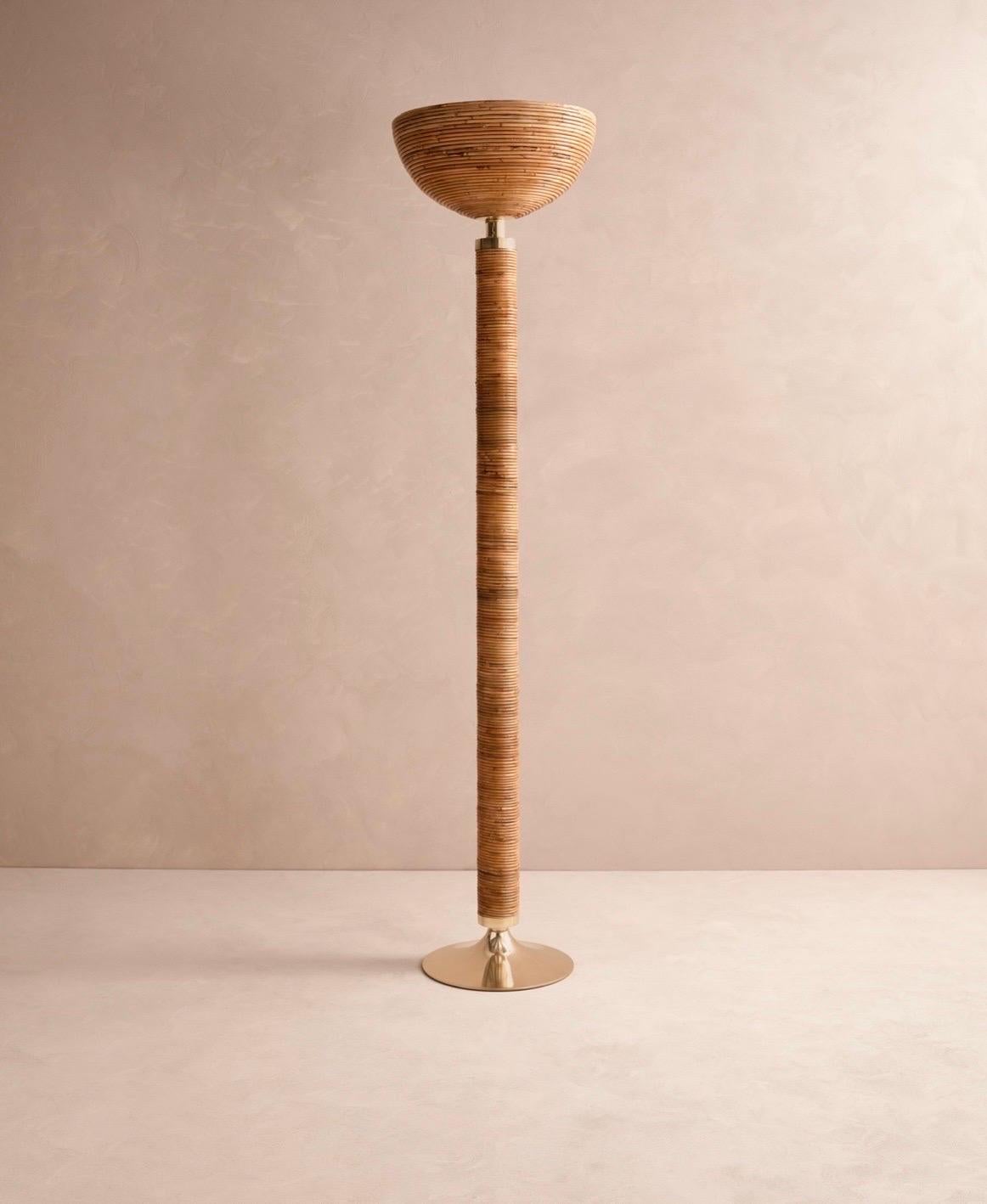 Italian bamboo and brass floor lamp Gabriella Crespi Style  In New Condition For Sale In New York, NY