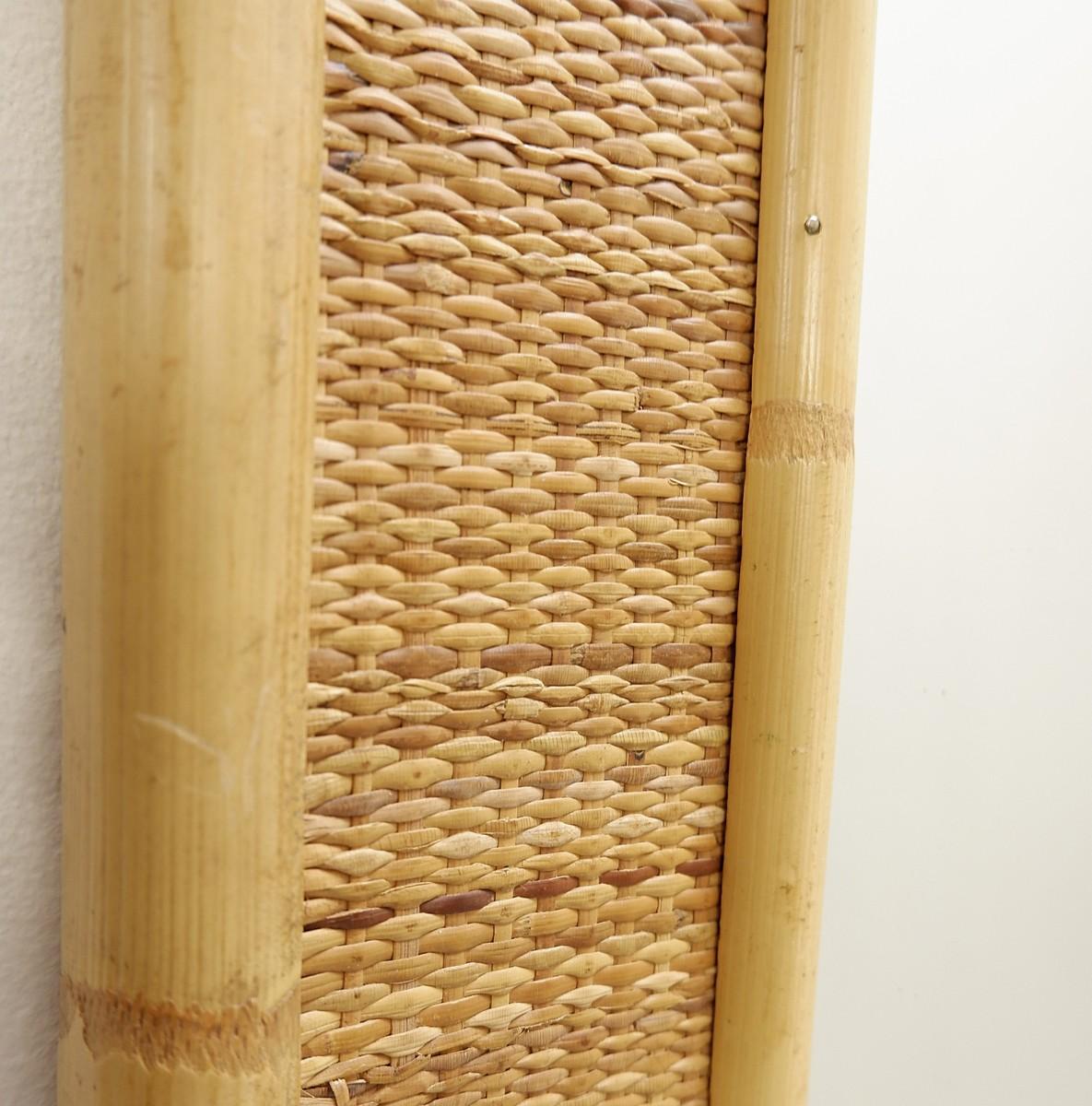 Late 20th Century Mid-Century Modern Italian Bamboo and Rattan Mirror, 1970s For Sale