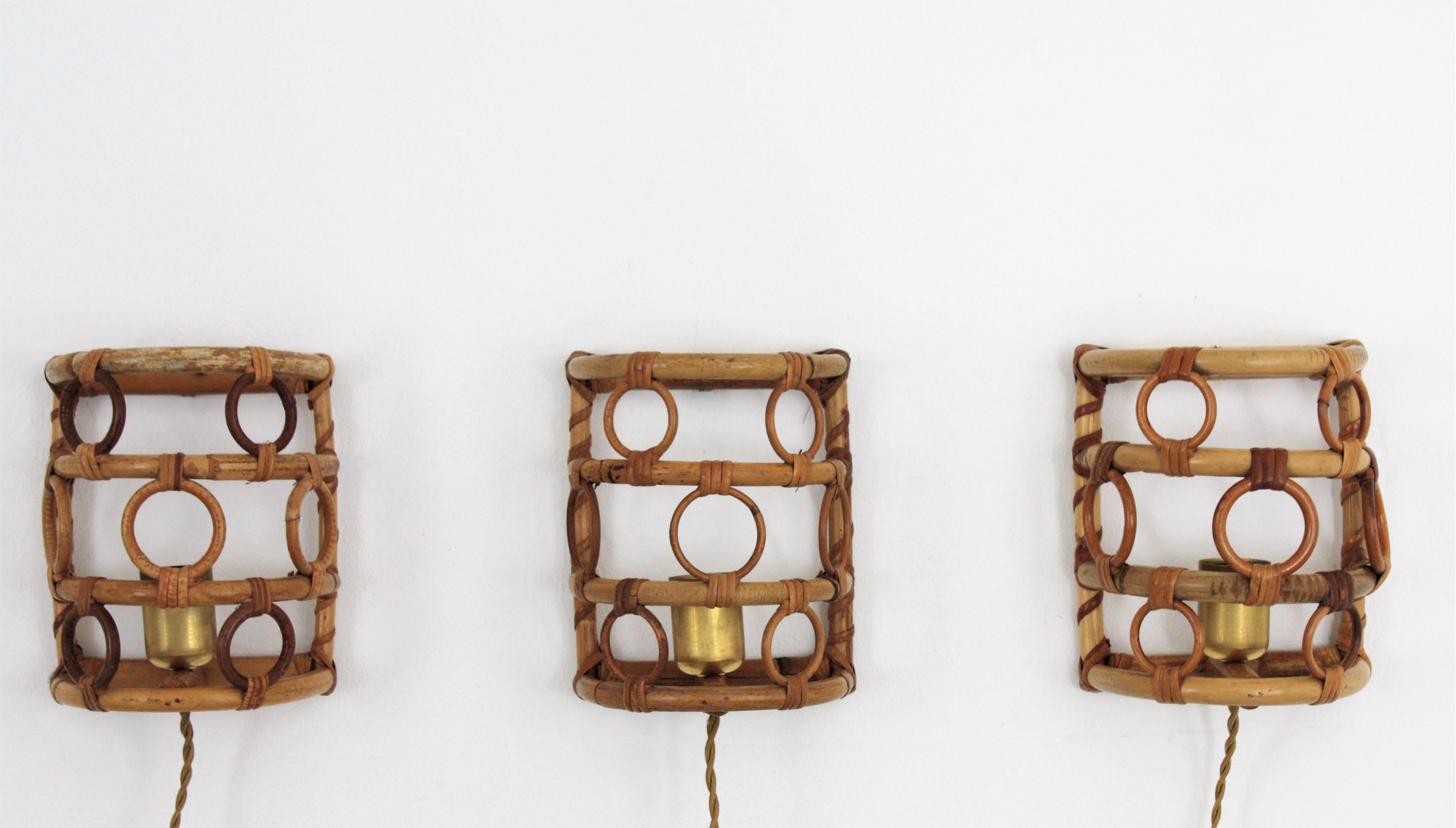 Rattan Italian Modernist Wall Sconces, Set of Three For Sale 5