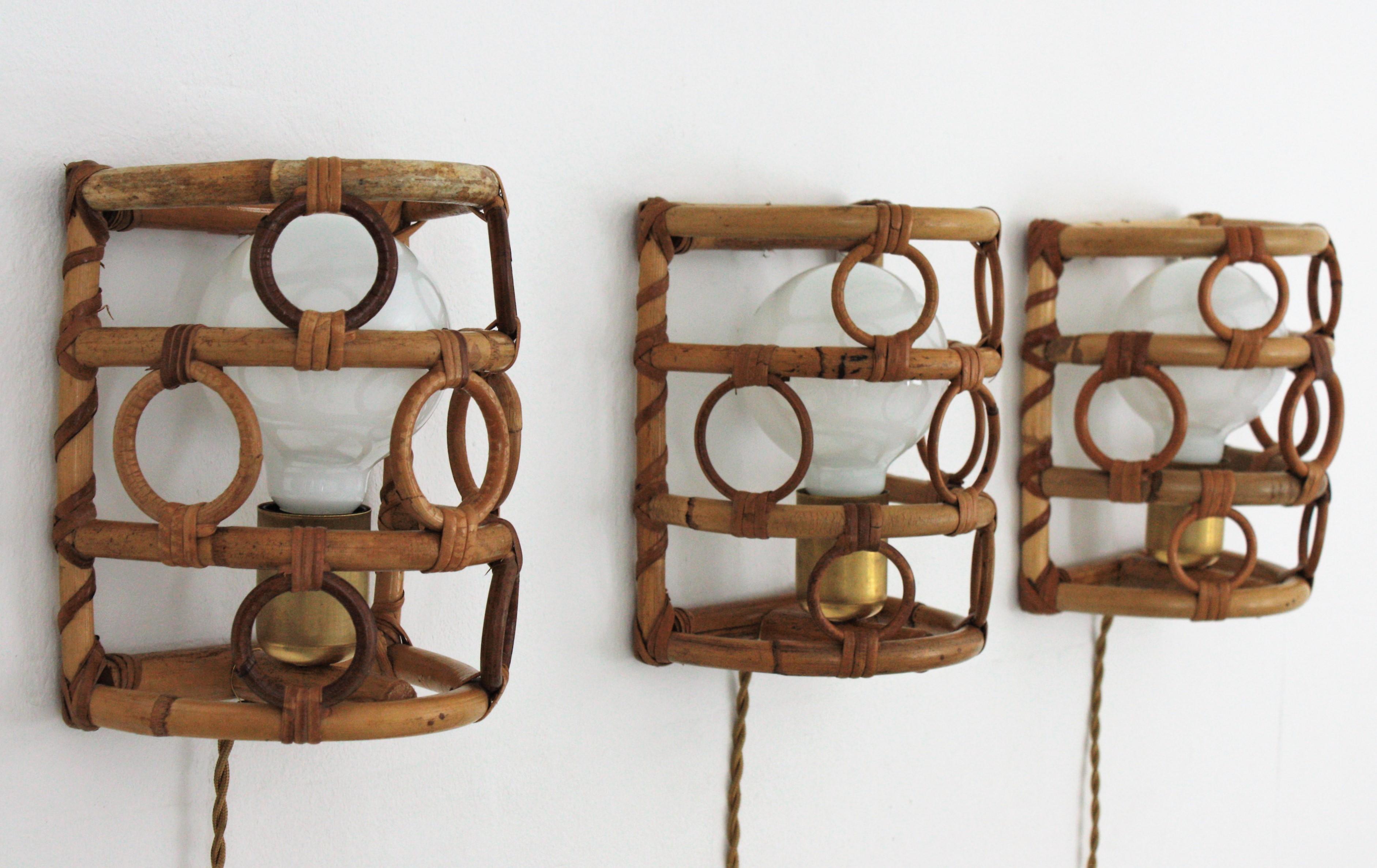 Rattan Italian Modernist Wall Sconces, Set of Three For Sale 3