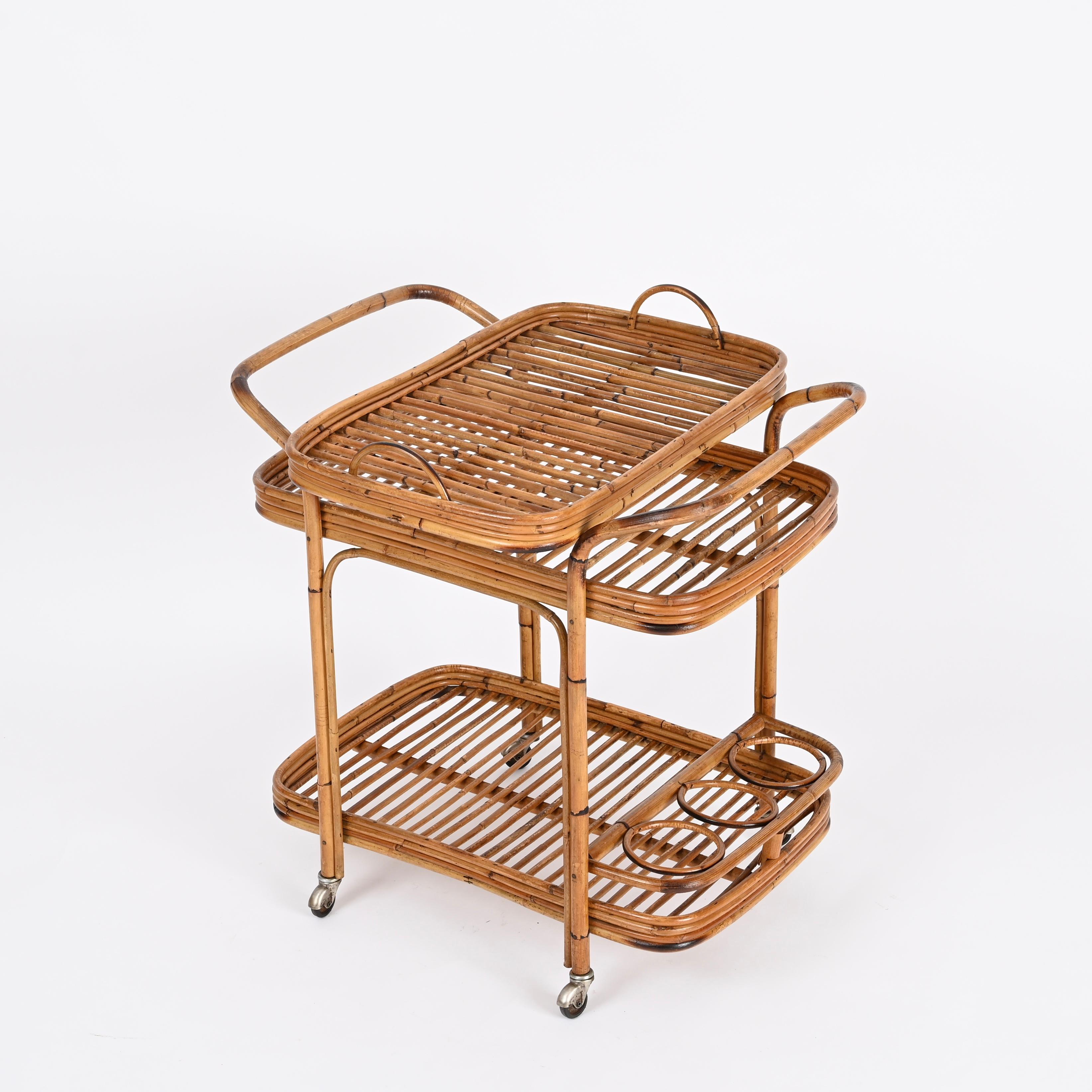 Italian Bamboo and Rattan Serving Bar Cart w/ Removable Top Tray, 1960s For Sale 3