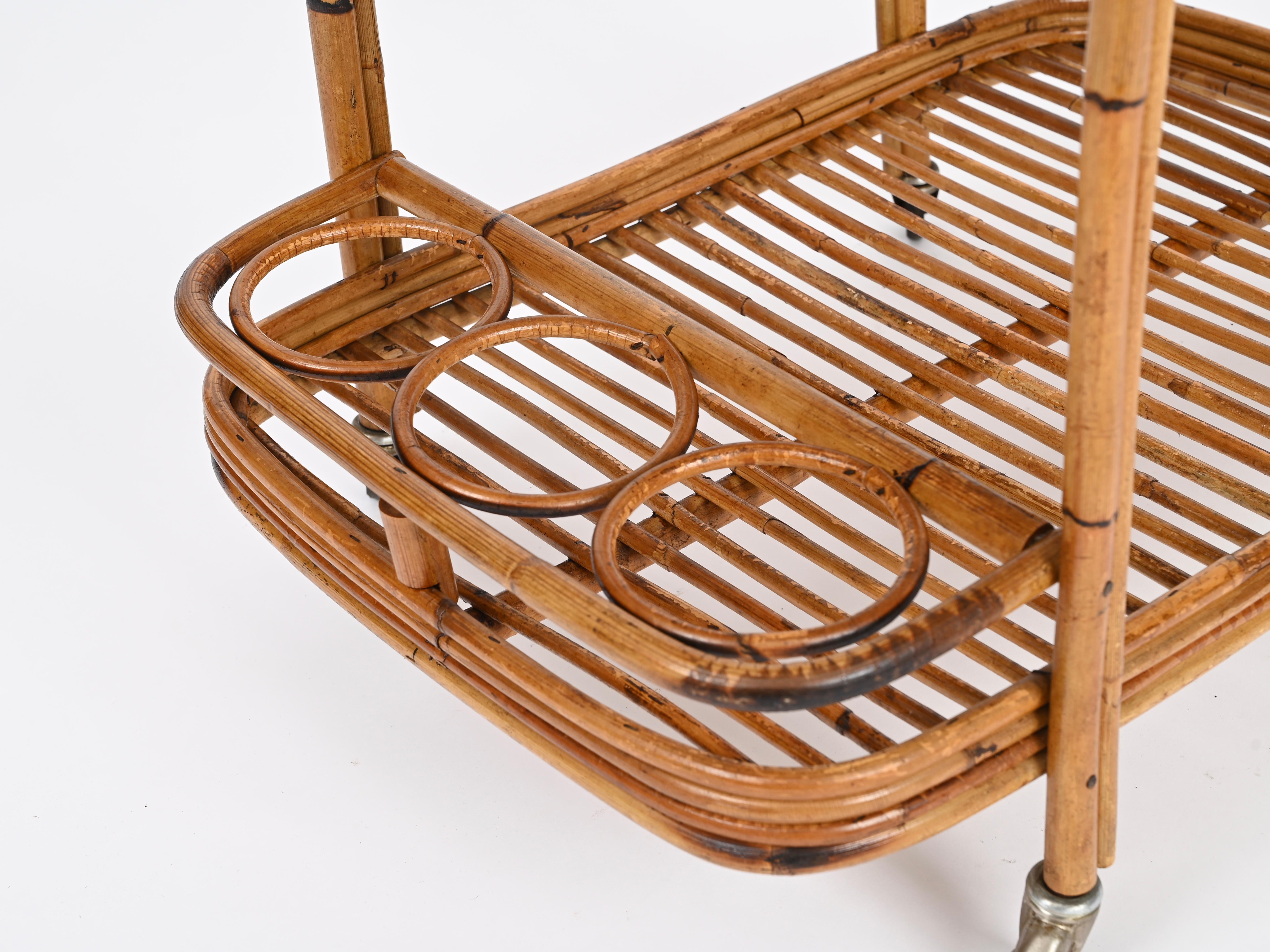Italian Bamboo and Rattan Serving Bar Cart w/ Removable Top Tray, 1960s For Sale 1