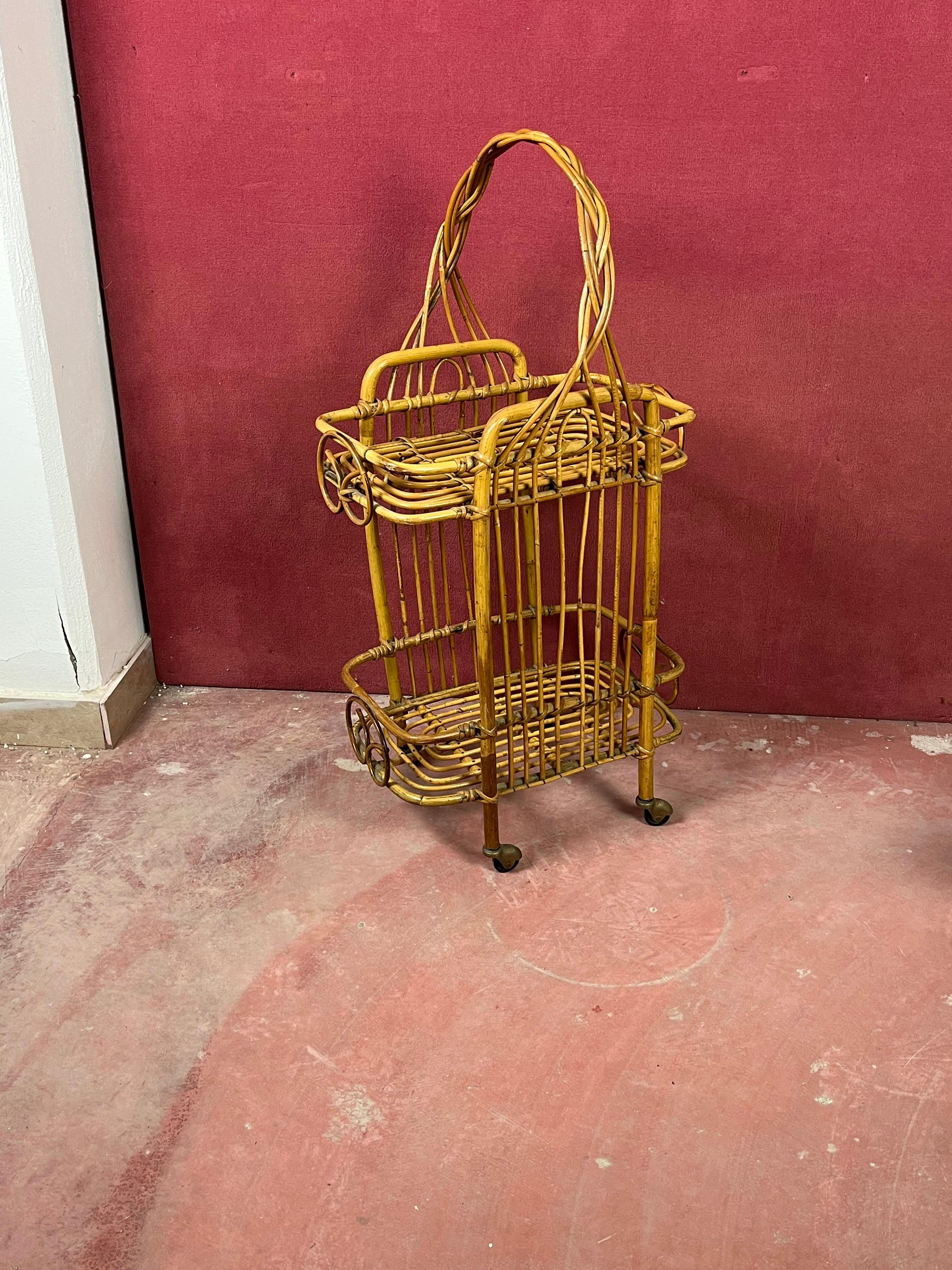 Milieu du XXe siècle Chariot de bar italien en bambou, années 1960 en vente